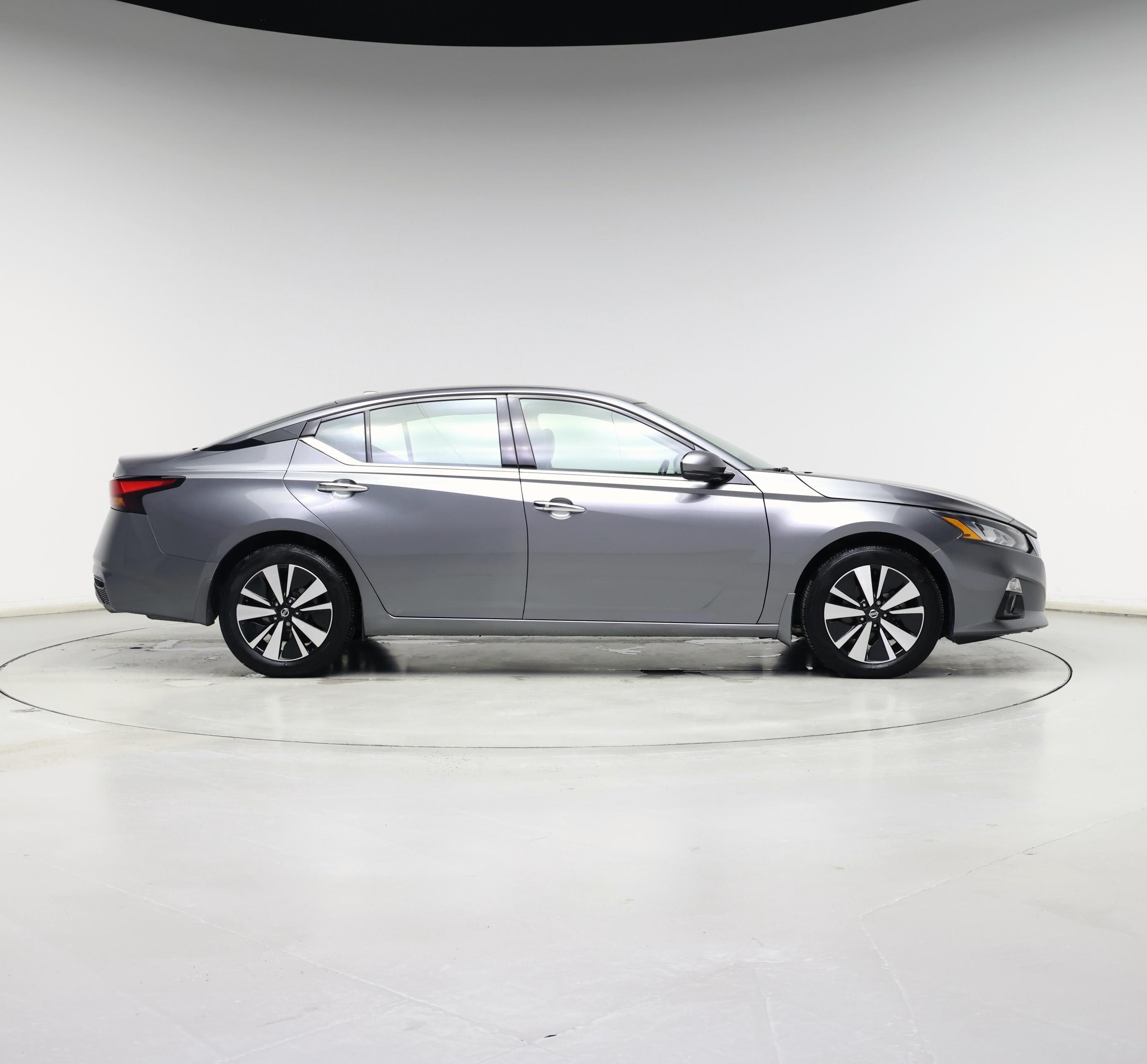 Thumbnail: 2019 Nissan Altima - 7