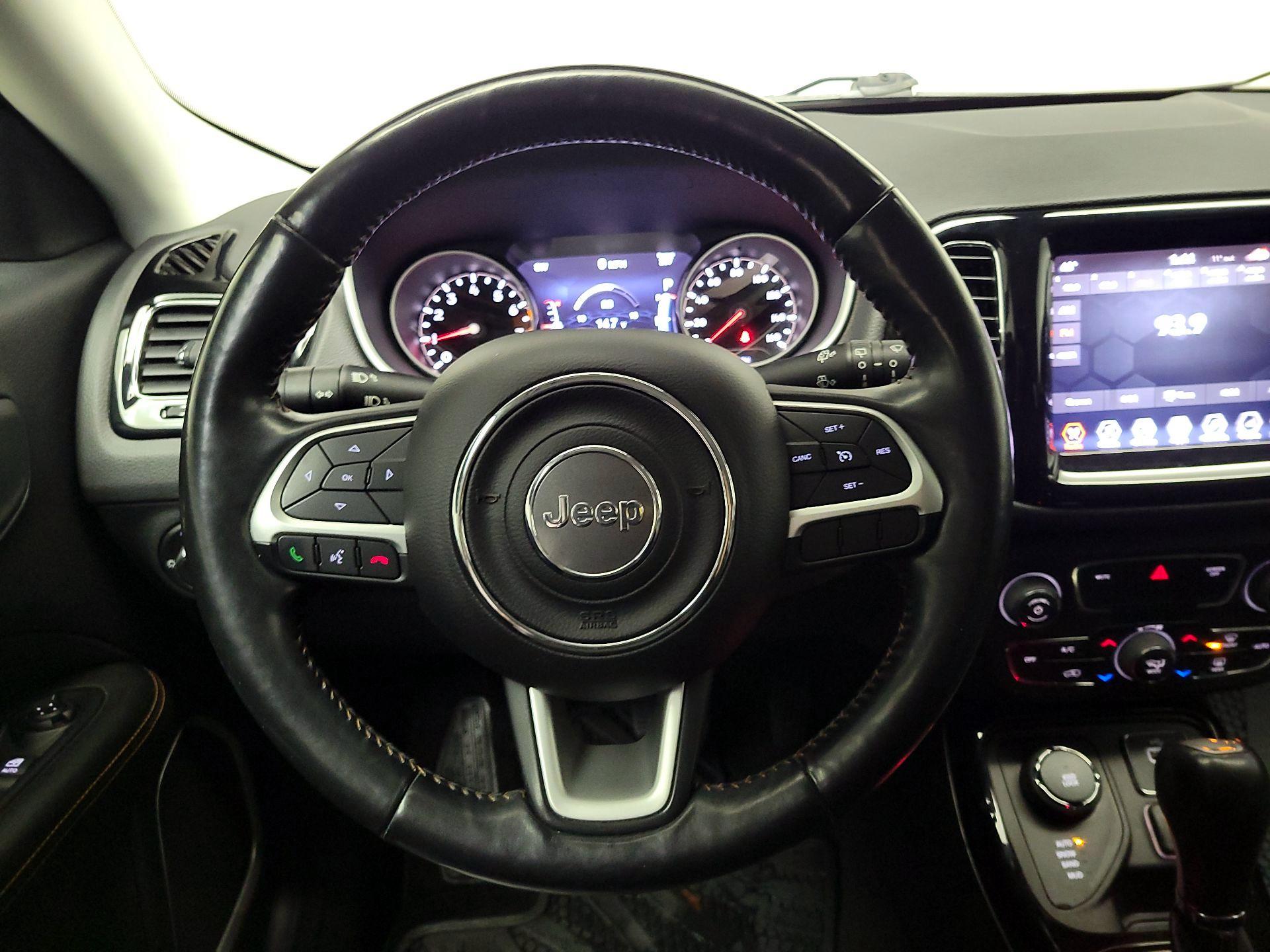 Thumbnail: 2018 Jeep Compass - 10