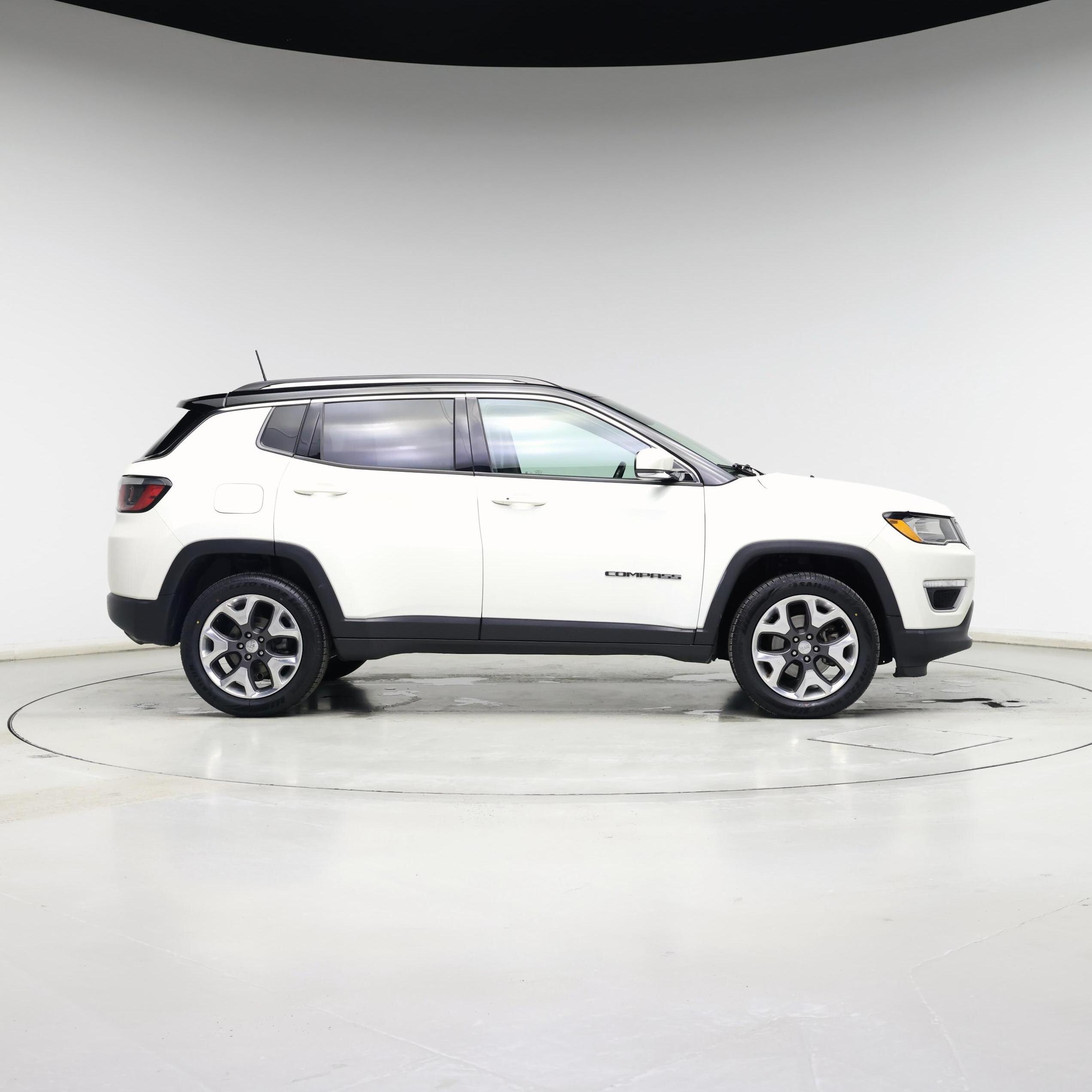 Thumbnail: 2018 Jeep Compass - 7
