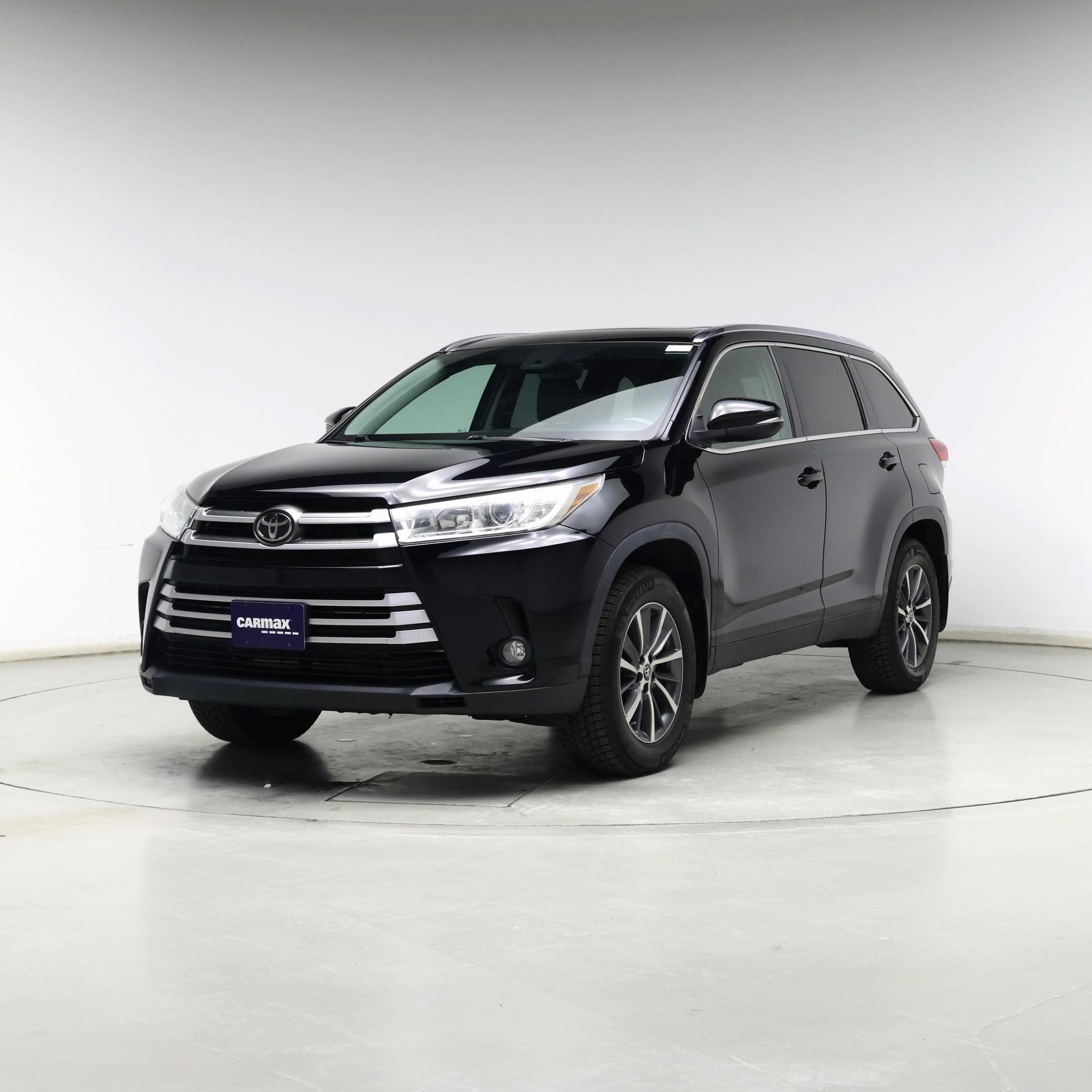 Thumbnail: 2019 Toyota Highlander - 4