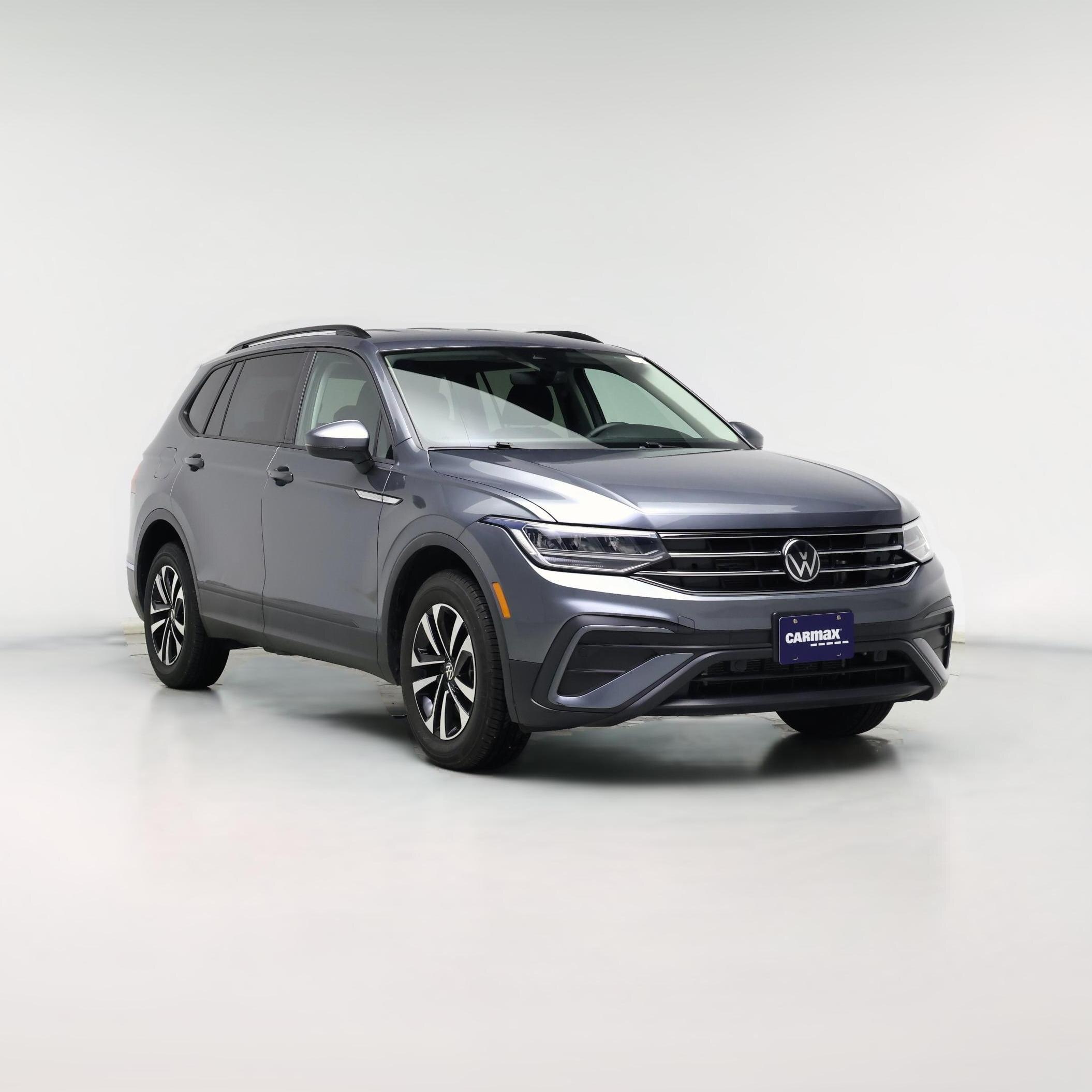 Thumbnail: 2023 Volkswagen Tiguan - 1