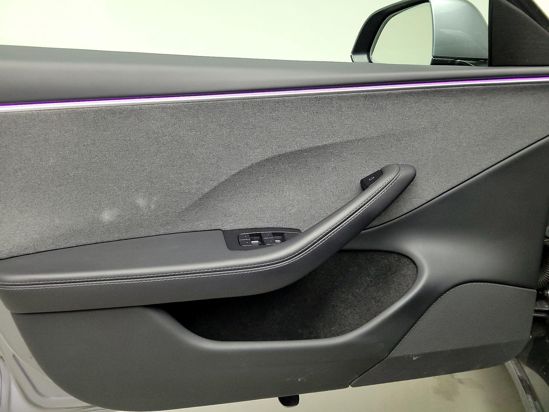 Thumbnail: 2025 Tesla Model 3 - 12