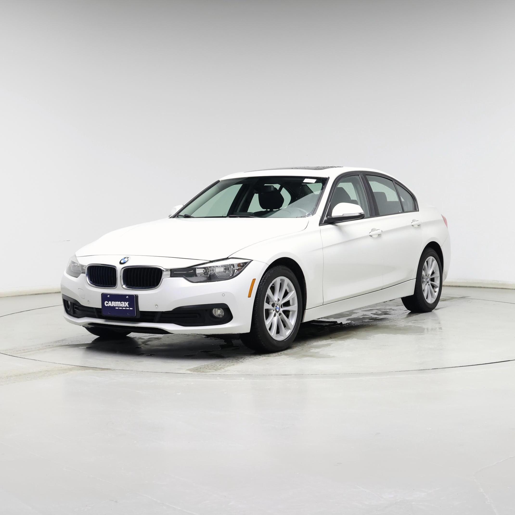 Thumbnail: 2016 BMW 3 Series - 4