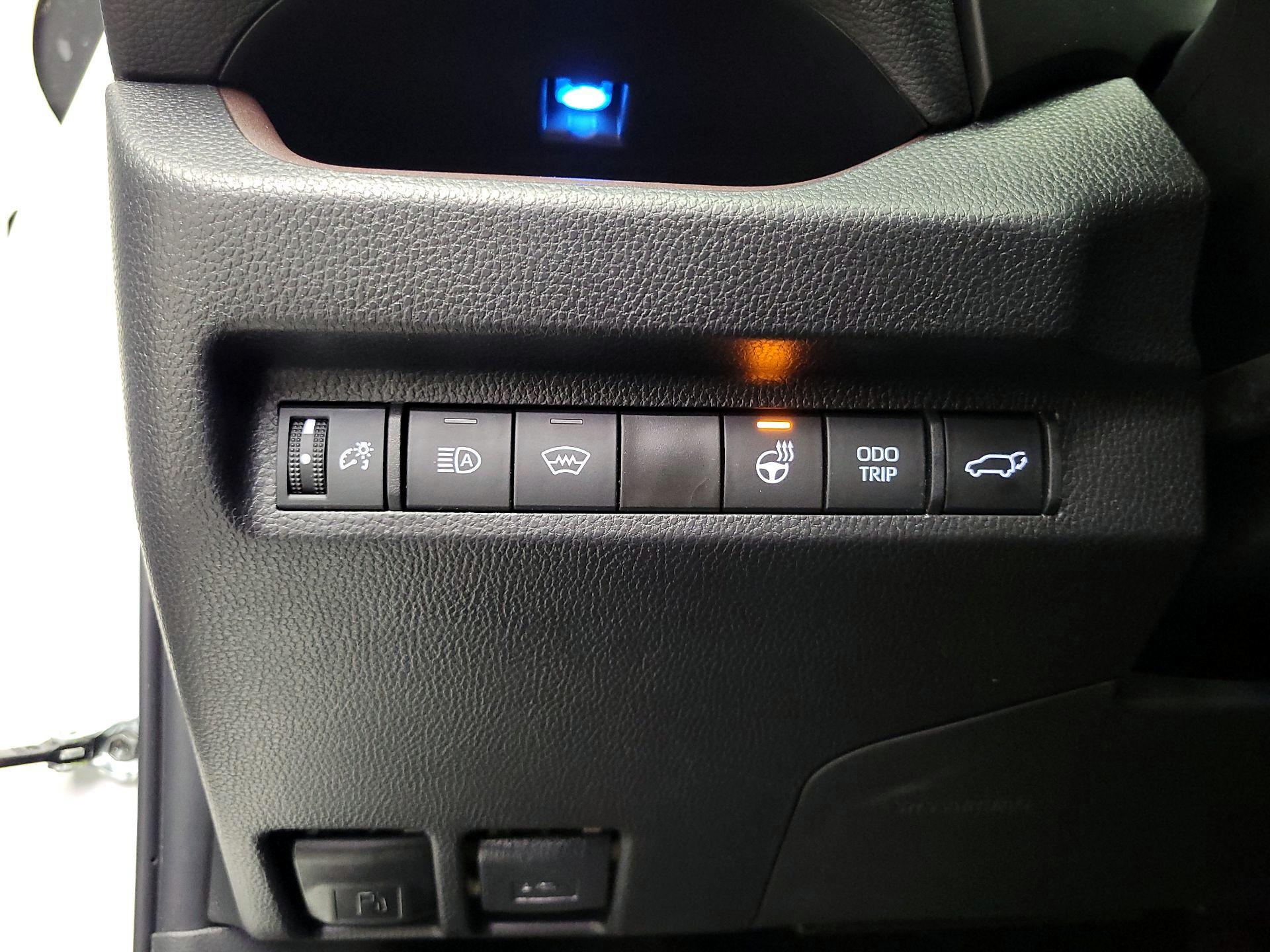 Thumbnail: 2023 Toyota RAV4 - 13