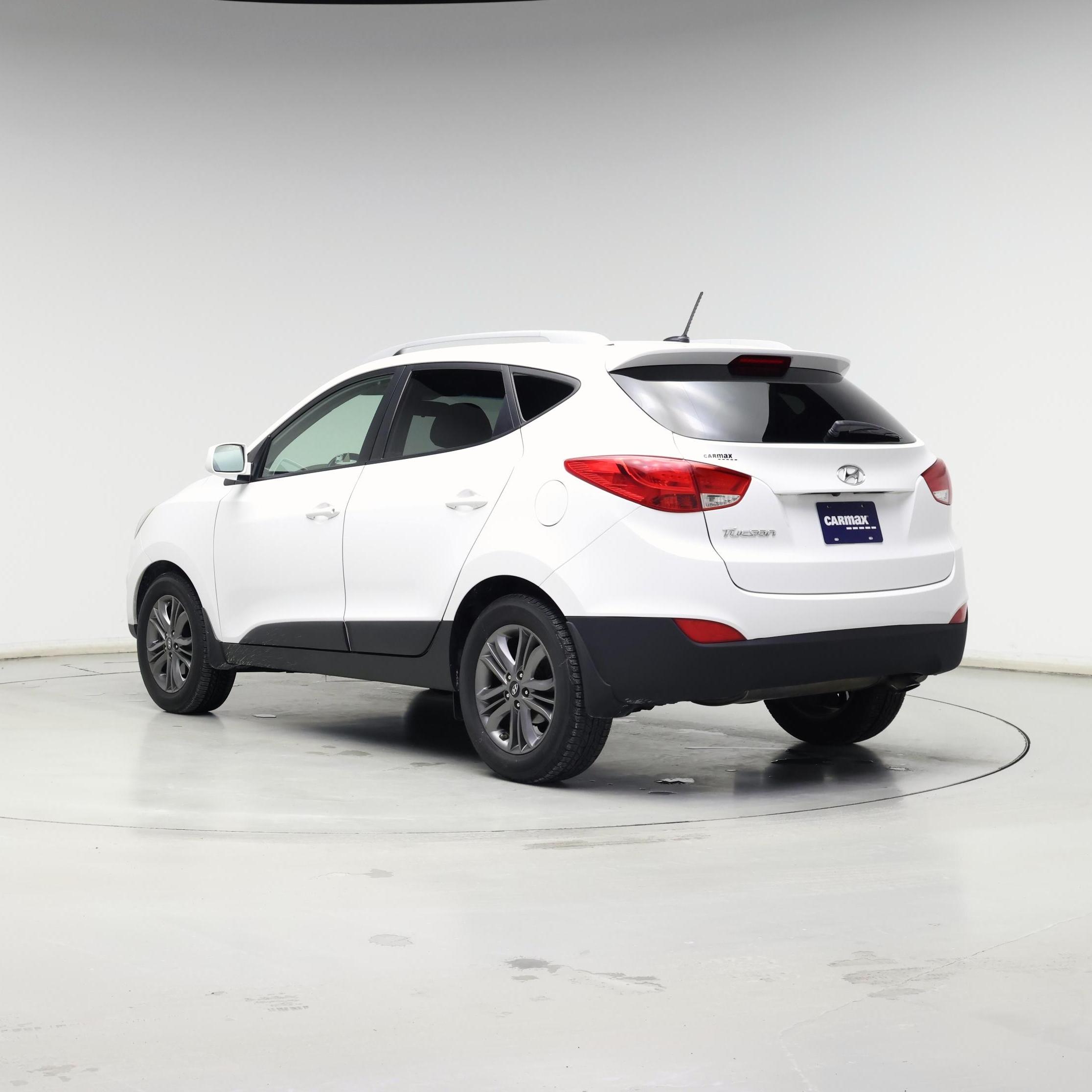Thumbnail: 2015 Hyundai Tucson - 2