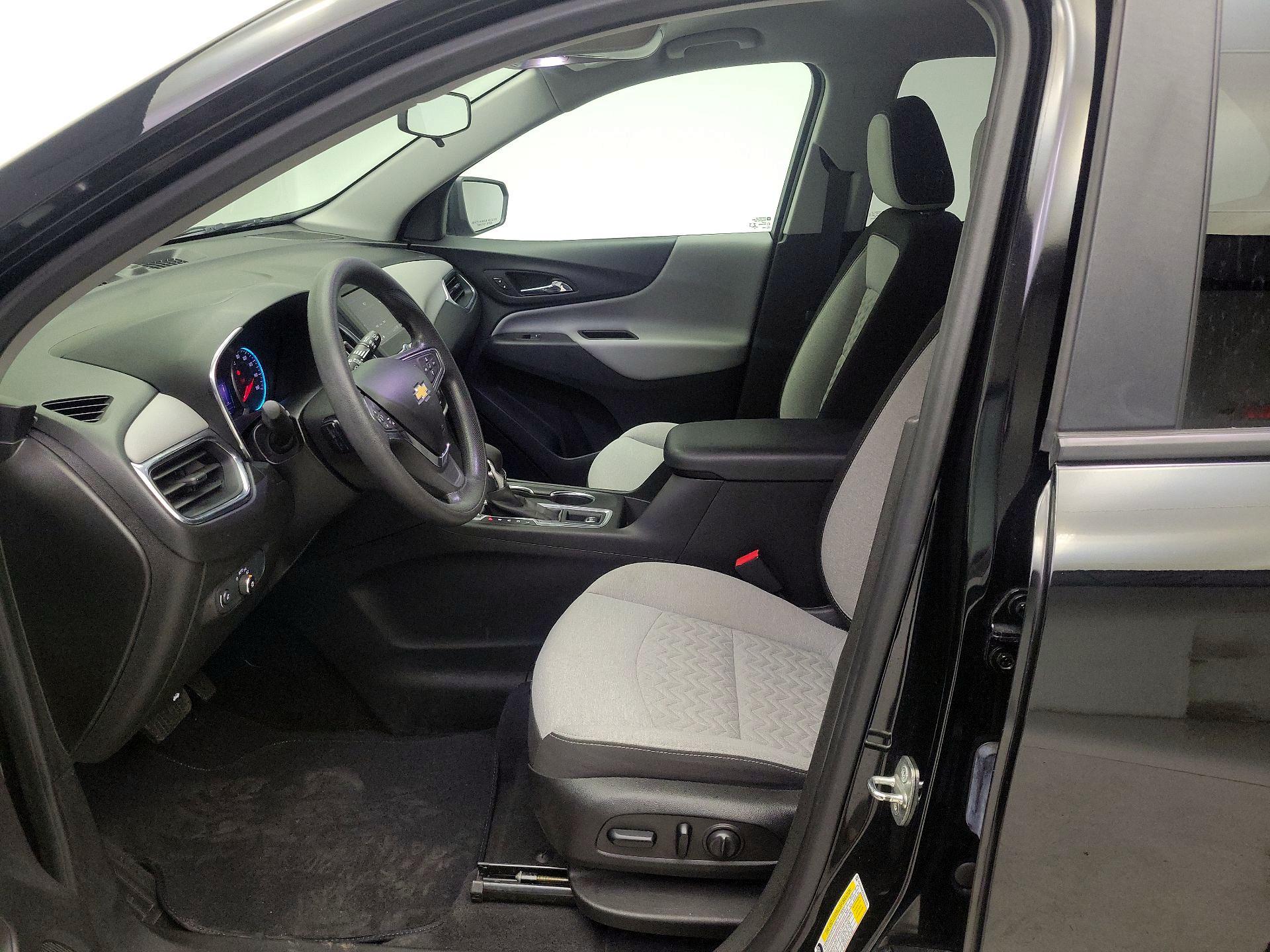 Thumbnail: 2022 Chevrolet Equinox - 11