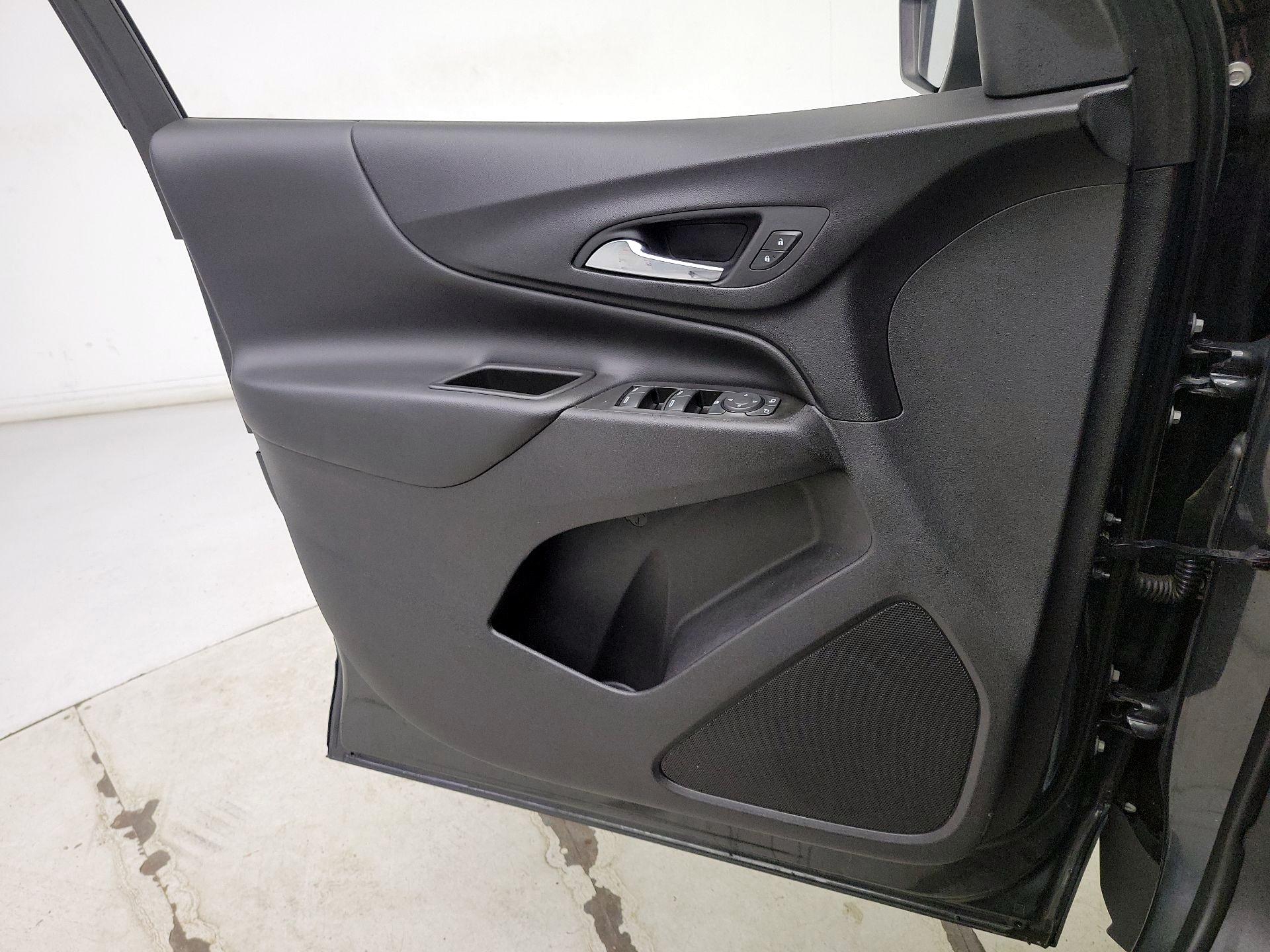 Thumbnail: 2020 Chevrolet Equinox - 12