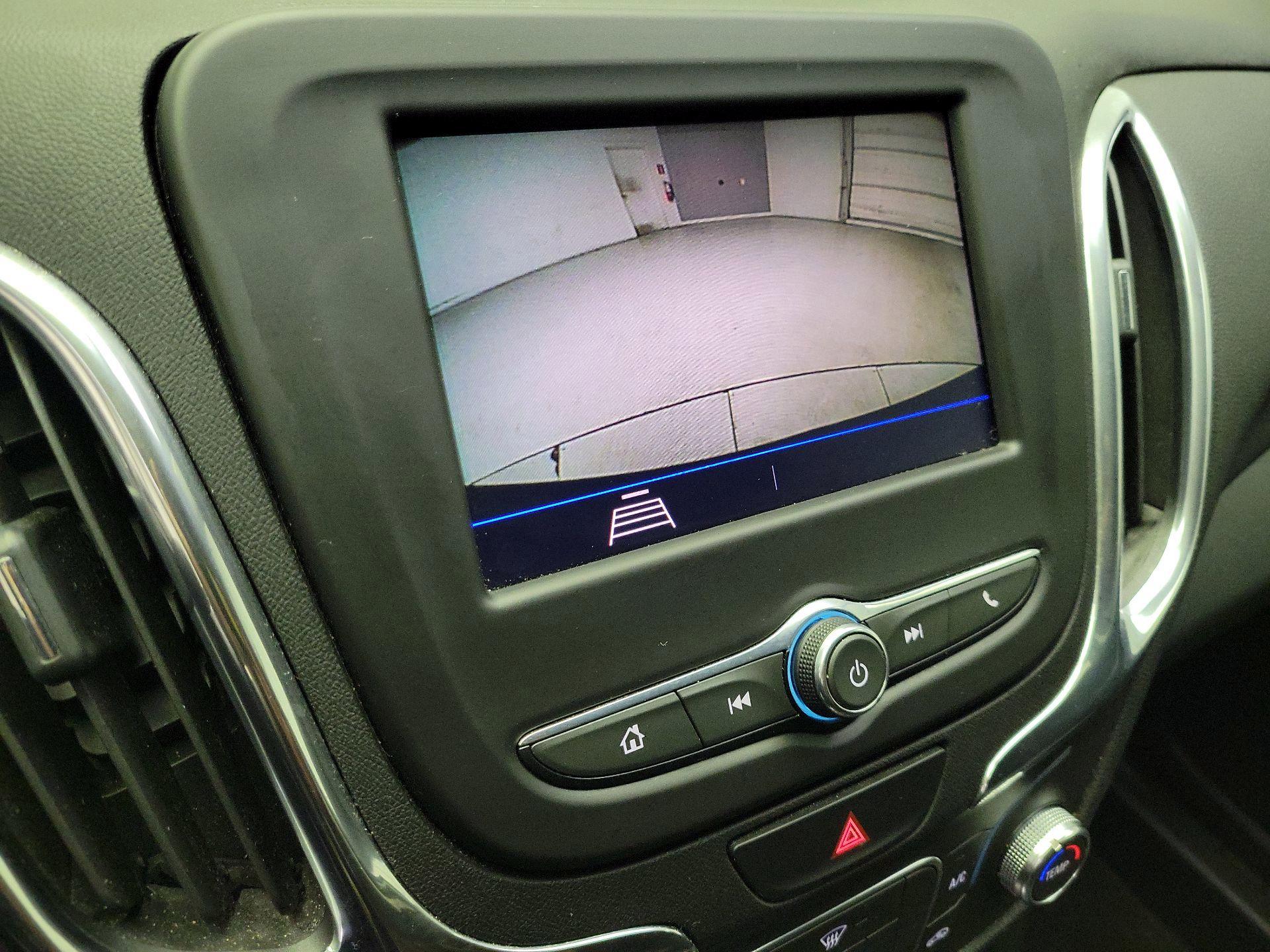 Thumbnail: 2020 Chevrolet Equinox - 14