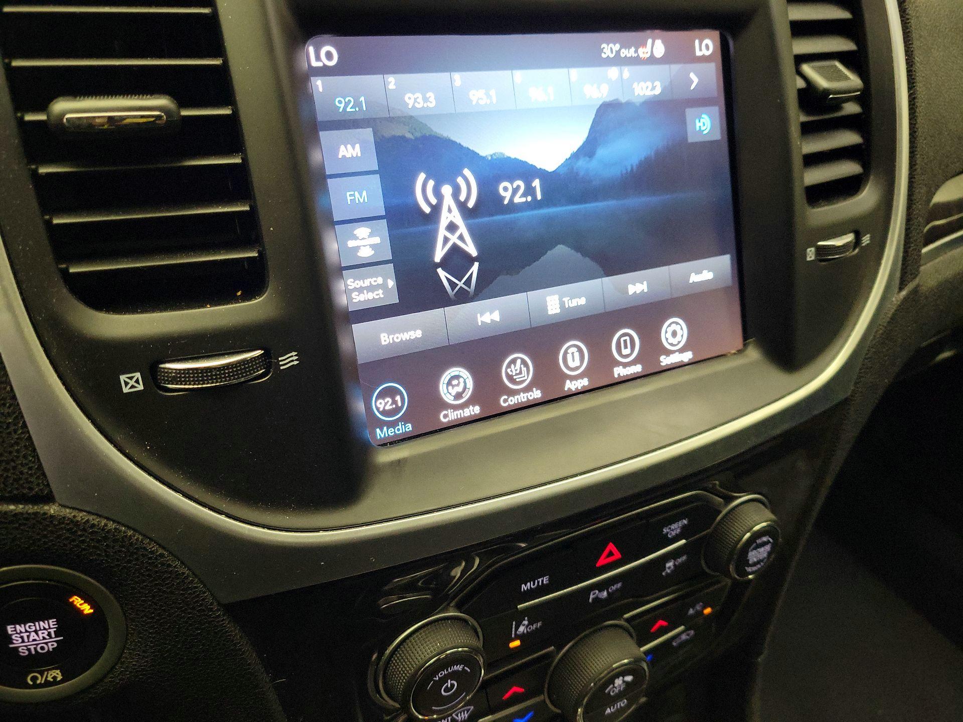 Thumbnail: 2022 Chrysler 300 - 15