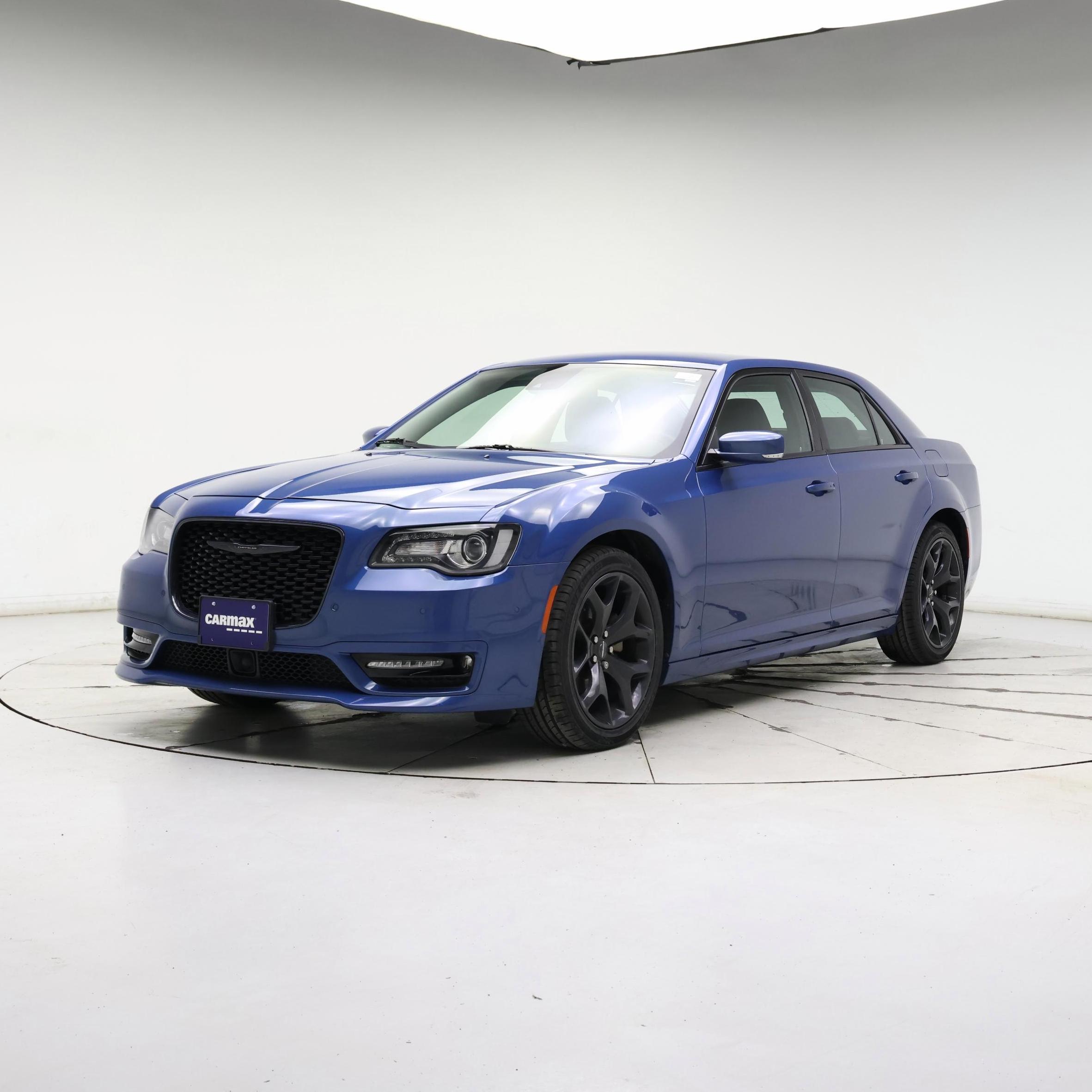 Thumbnail: 2022 Chrysler 300 - 4