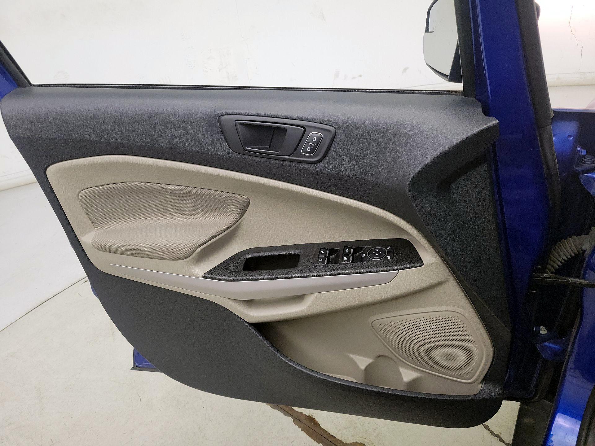 Thumbnail: 2020 Ford EcoSport - 12