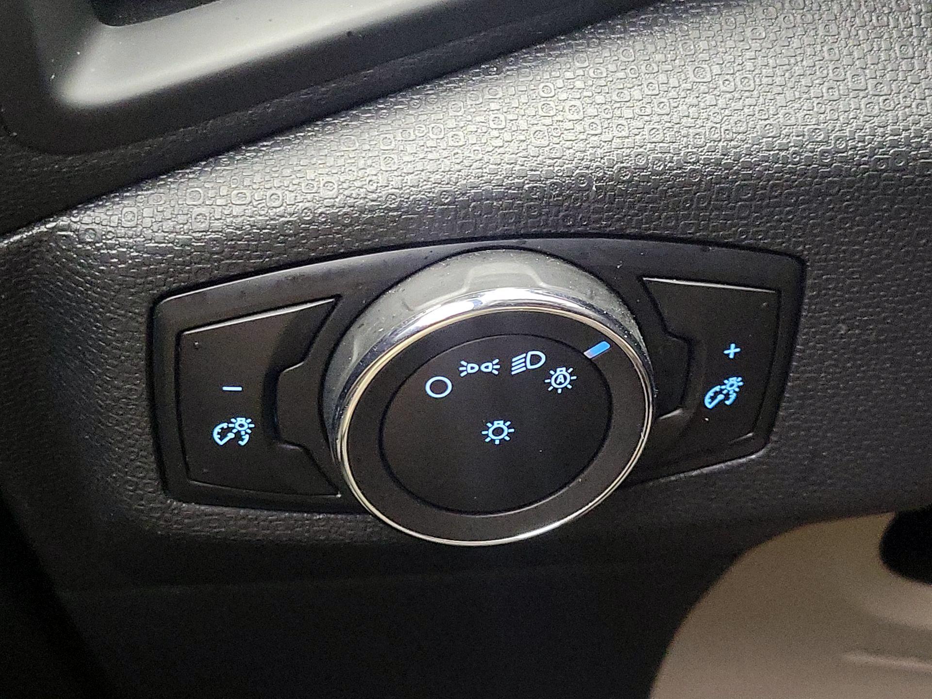 Thumbnail: 2020 Ford EcoSport - 13