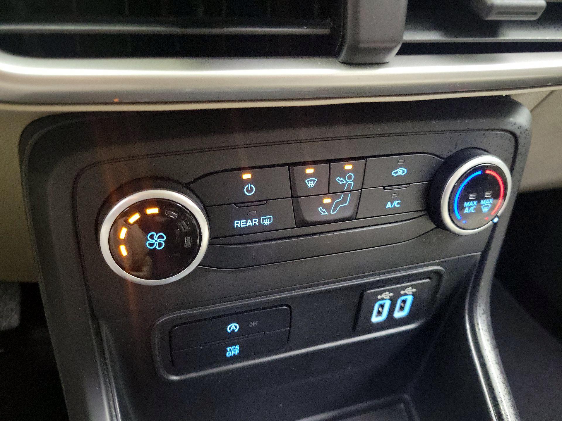 Thumbnail: 2020 Ford EcoSport - 16