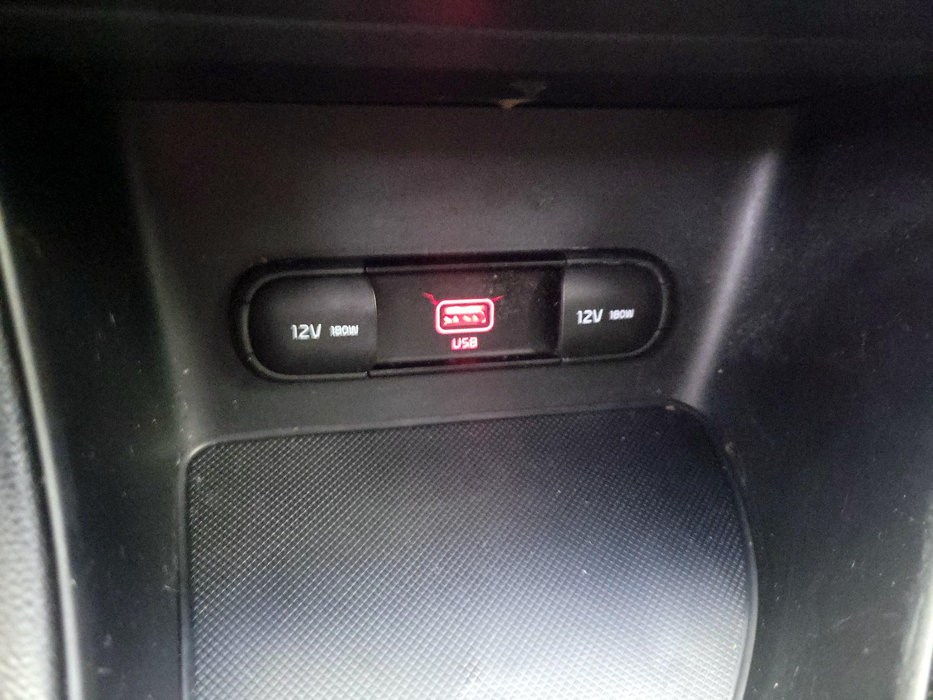 Thumbnail: 2021 Kia Sportage - 18