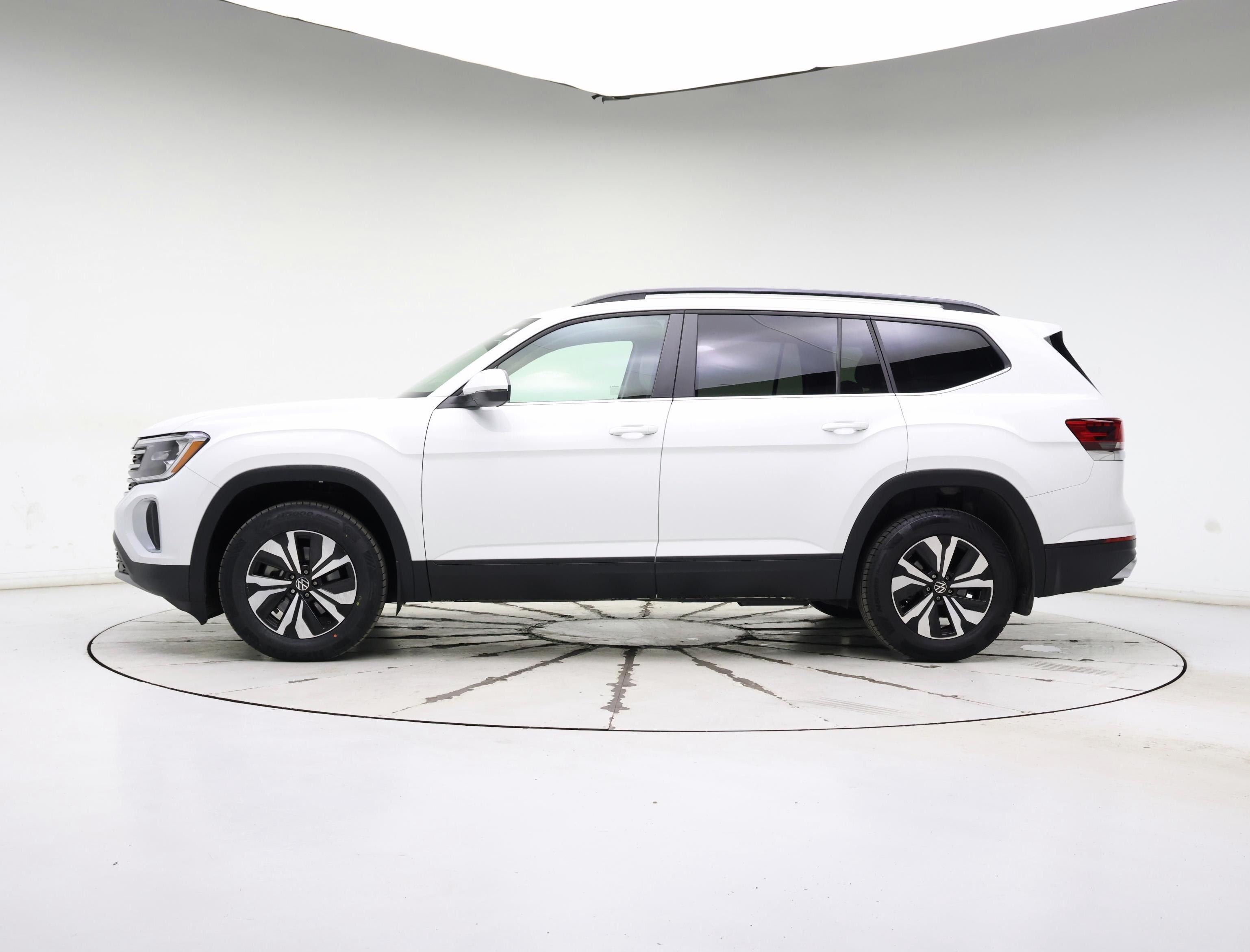 Thumbnail: 2024 Volkswagen Atlas - 3