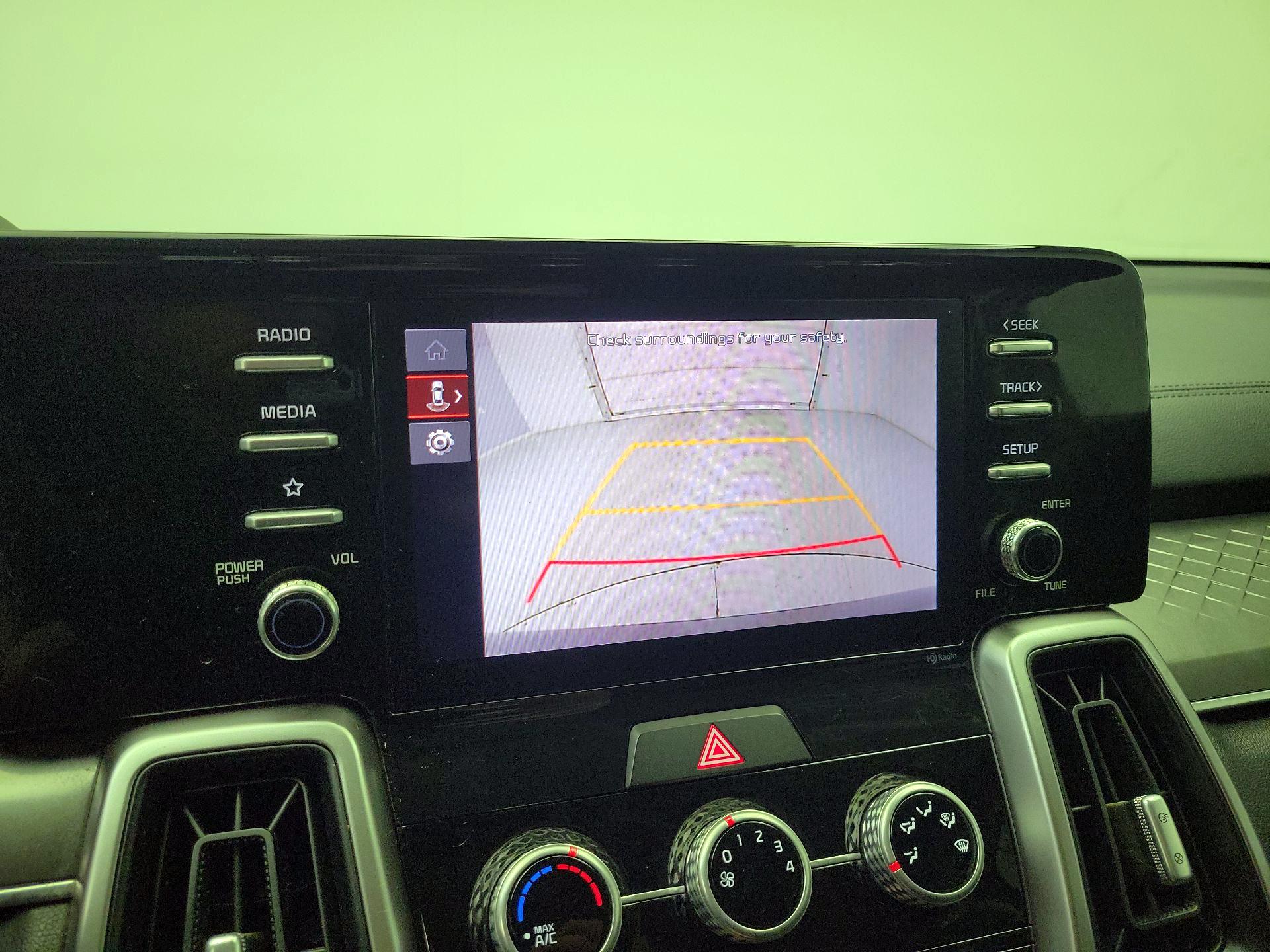 Thumbnail: 2023 Kia Sorento - 14