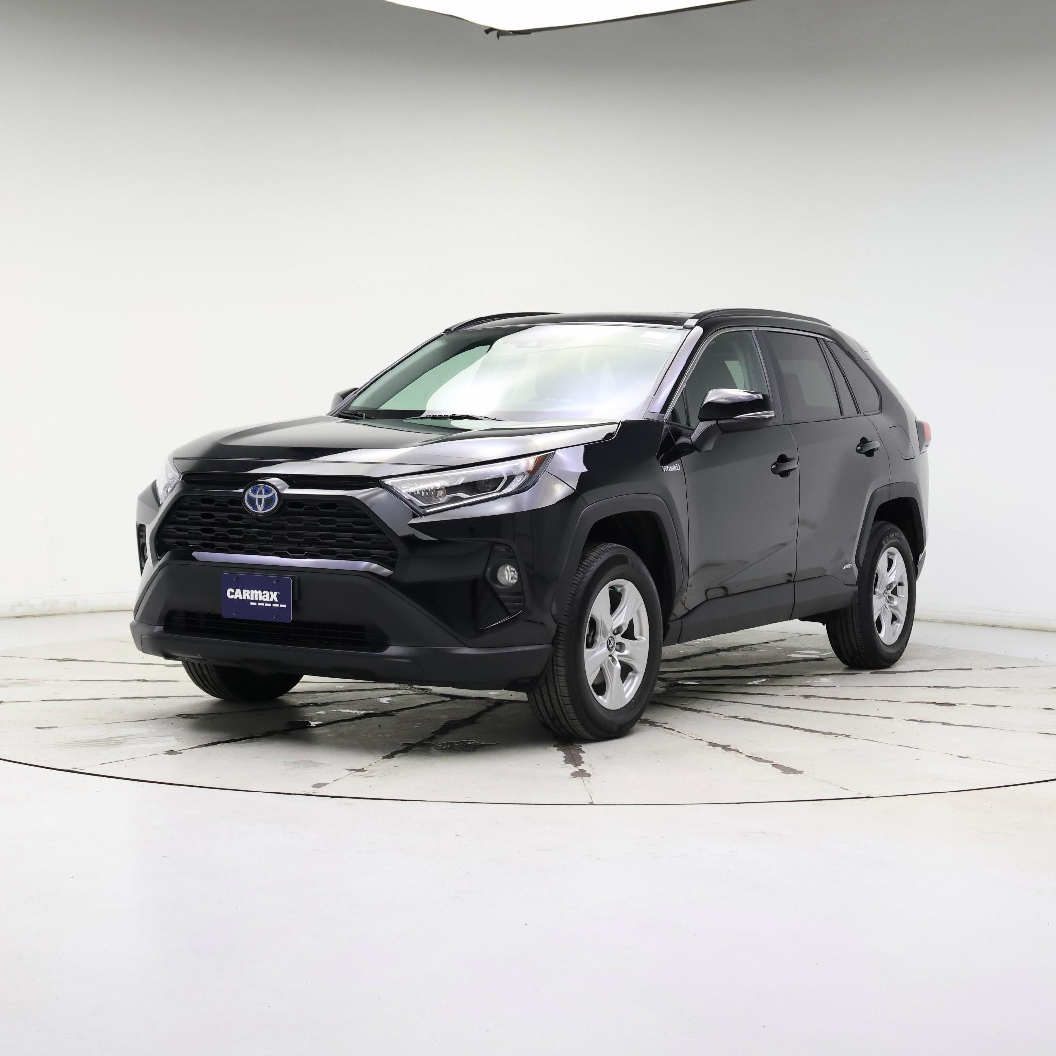 Thumbnail: 2020 Toyota RAV4 - 4