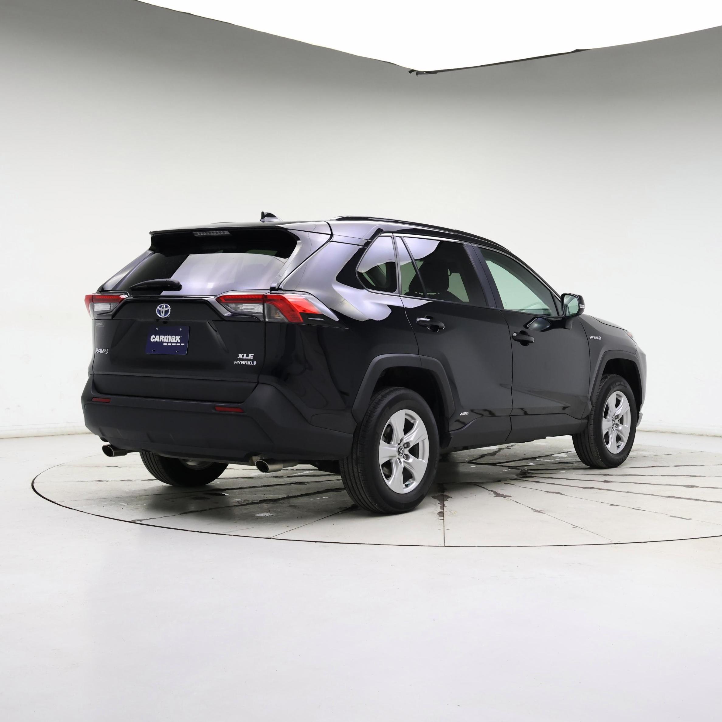 Thumbnail: 2020 Toyota RAV4 - 8