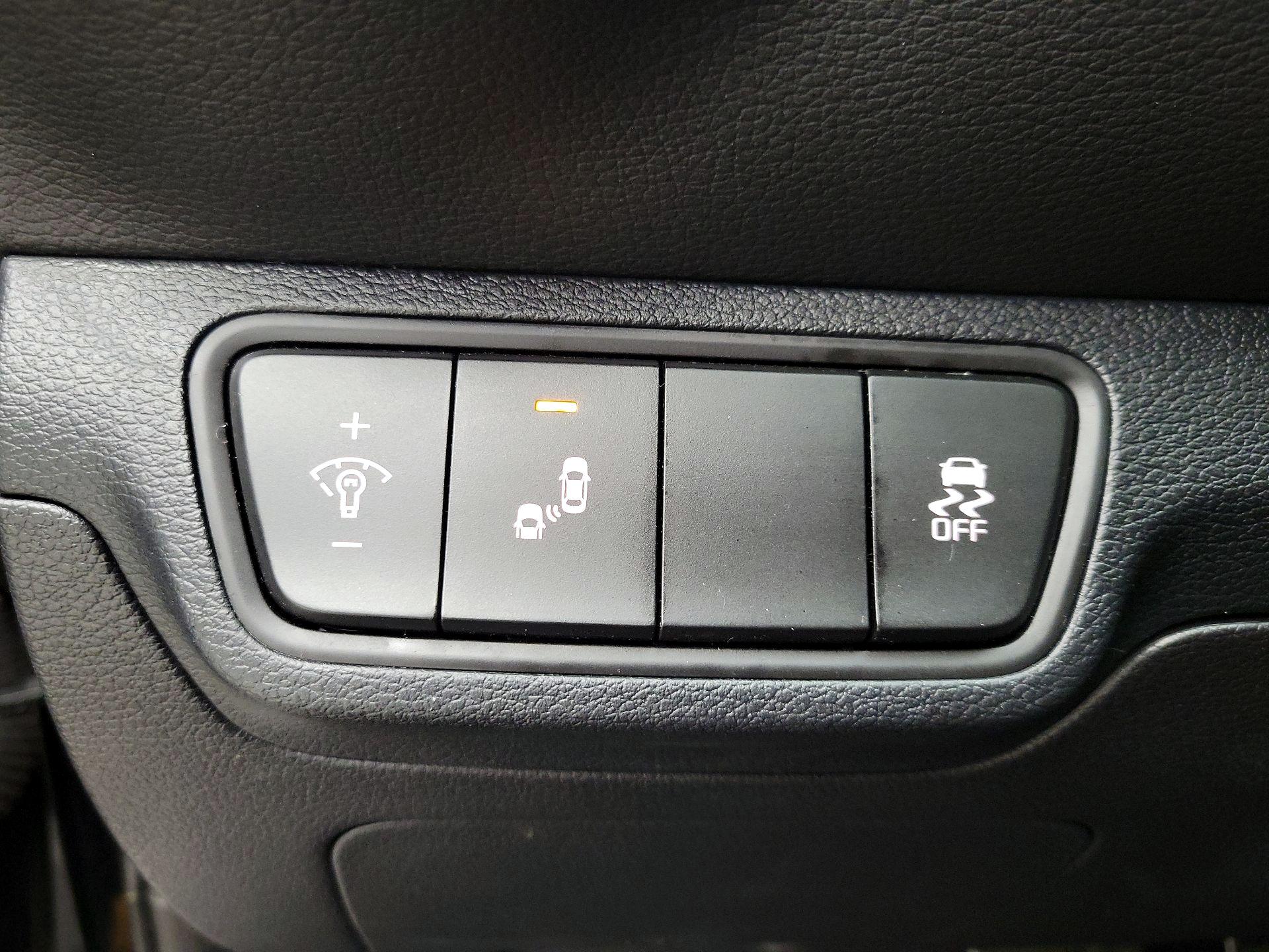 Thumbnail: 2024 Kia Forte - 13