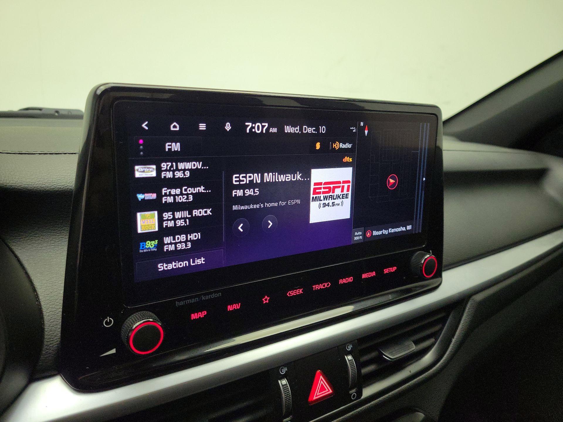 Thumbnail: 2024 Kia Forte - 16