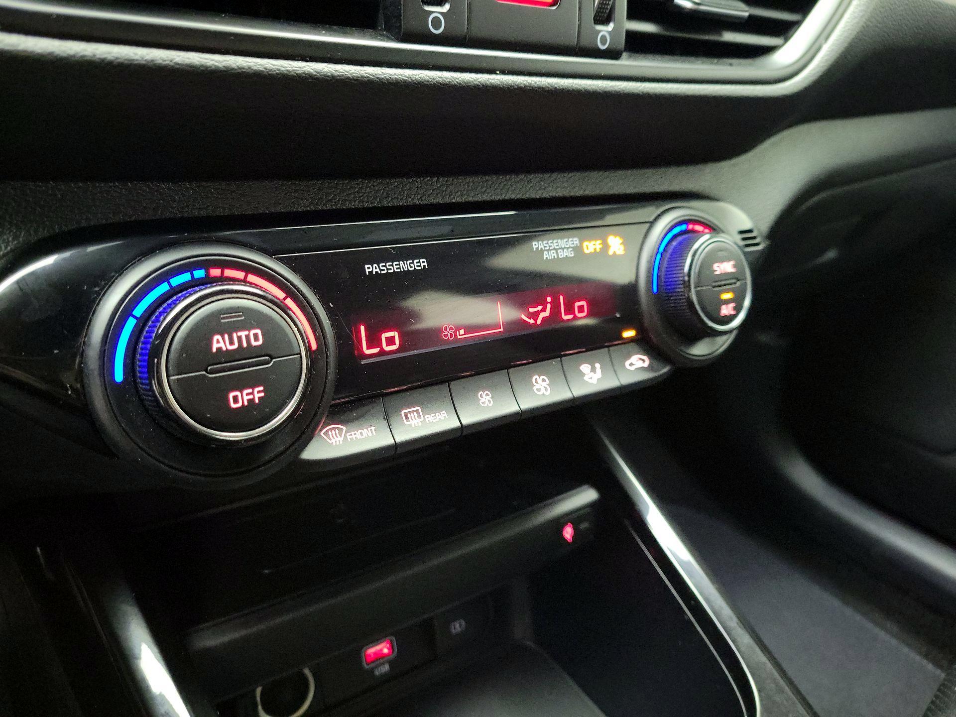 Thumbnail: 2024 Kia Forte - 17