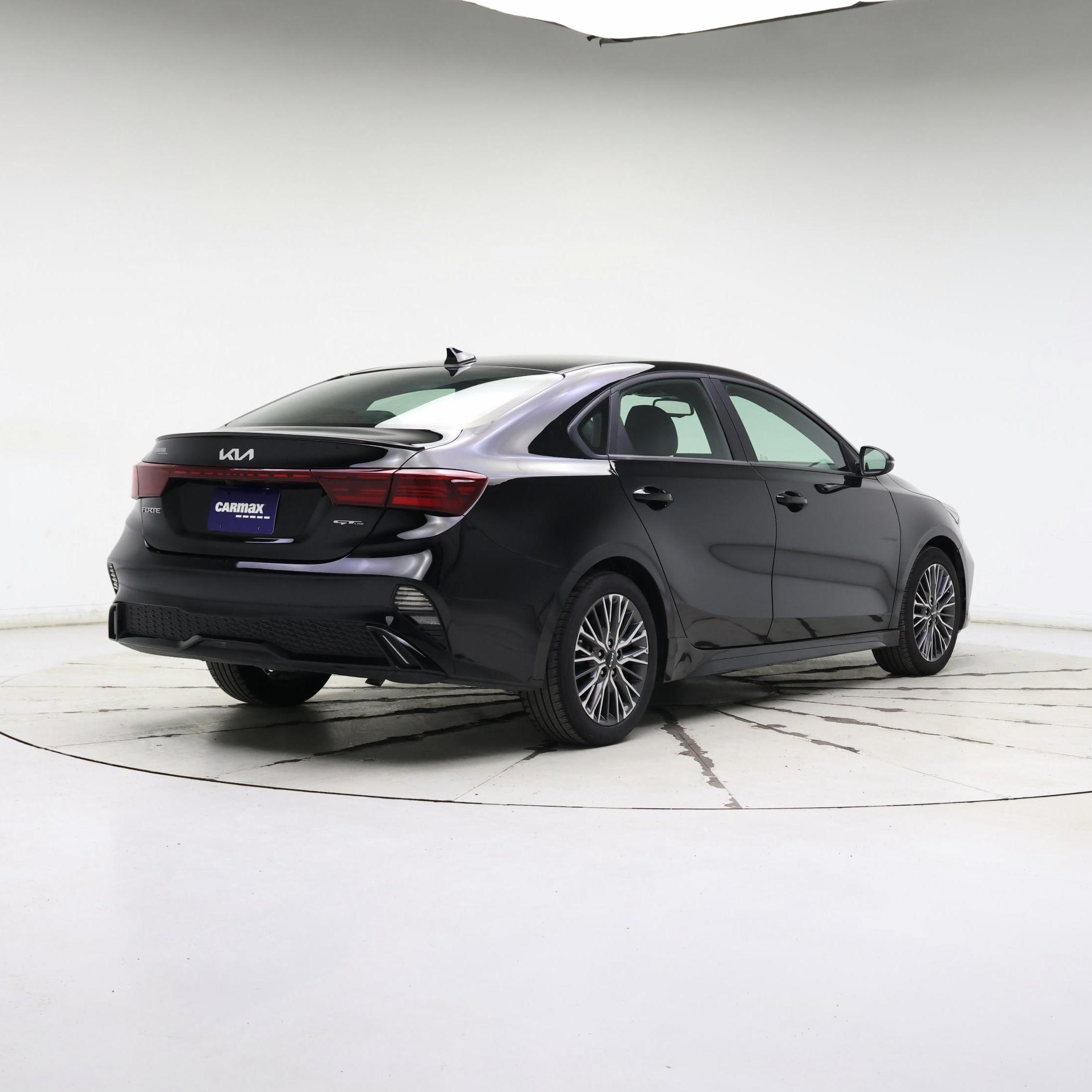 Thumbnail: 2024 Kia Forte - 8