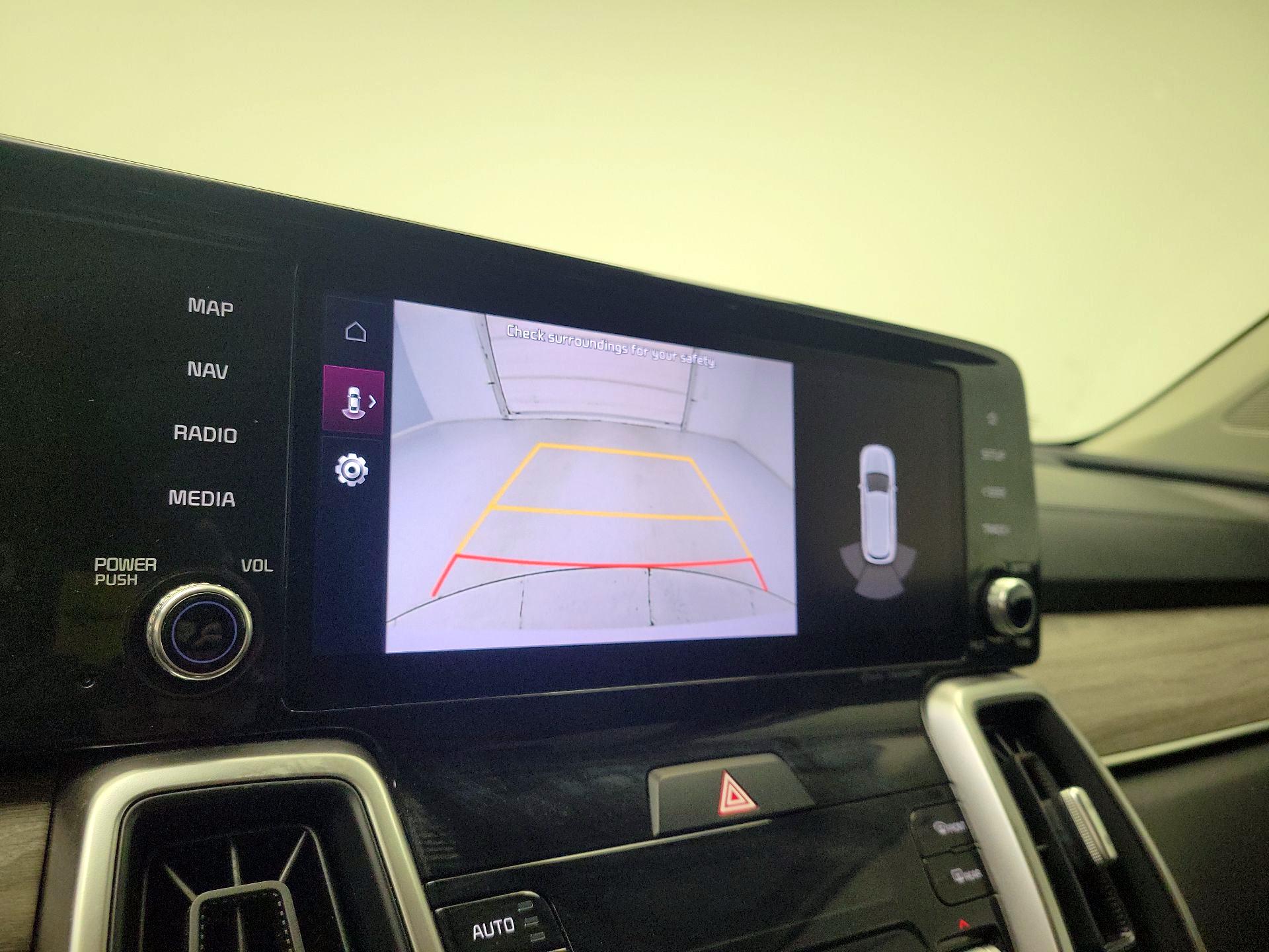 Thumbnail: 2023 Kia Sorento - 15