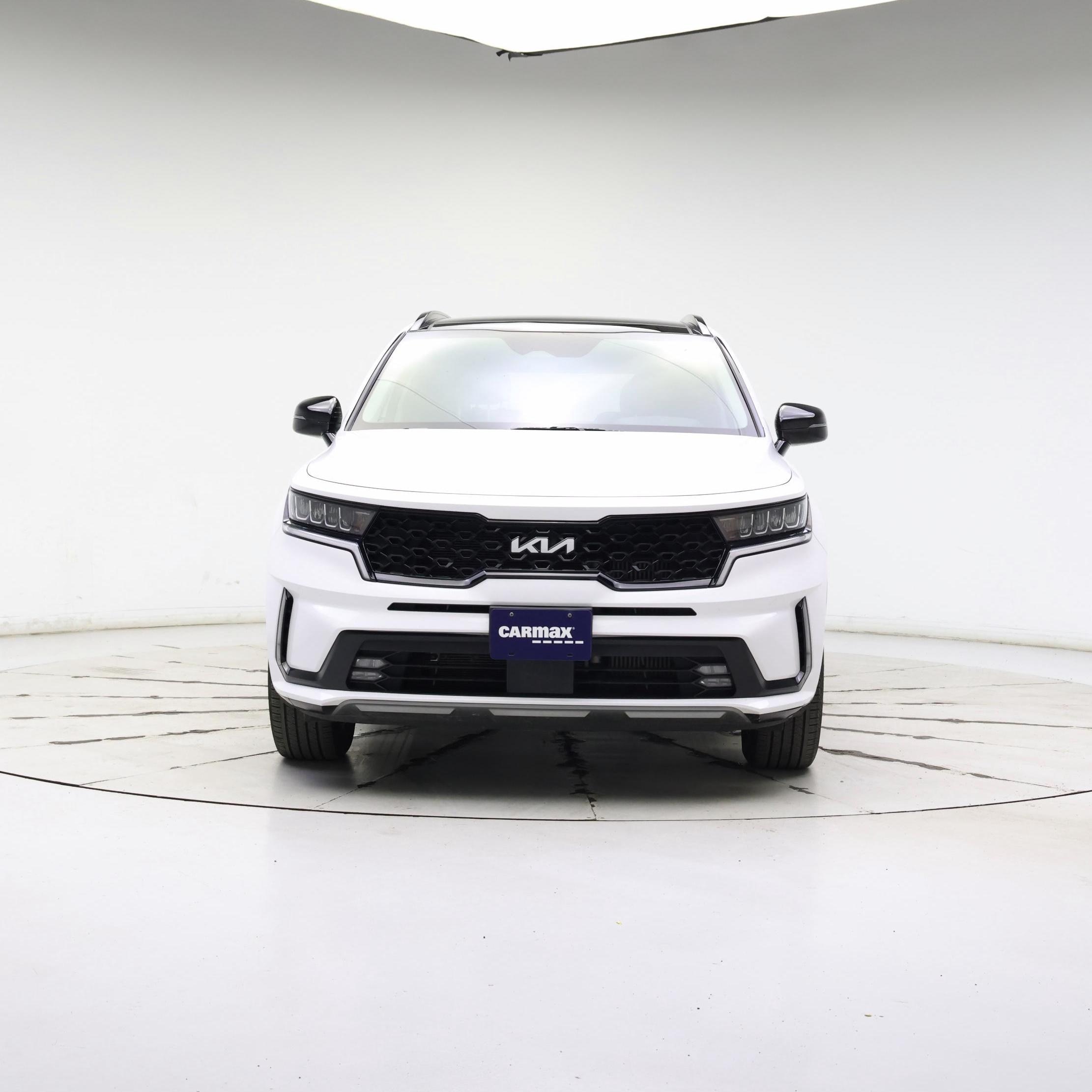 Thumbnail: 2023 Kia Sorento - 5