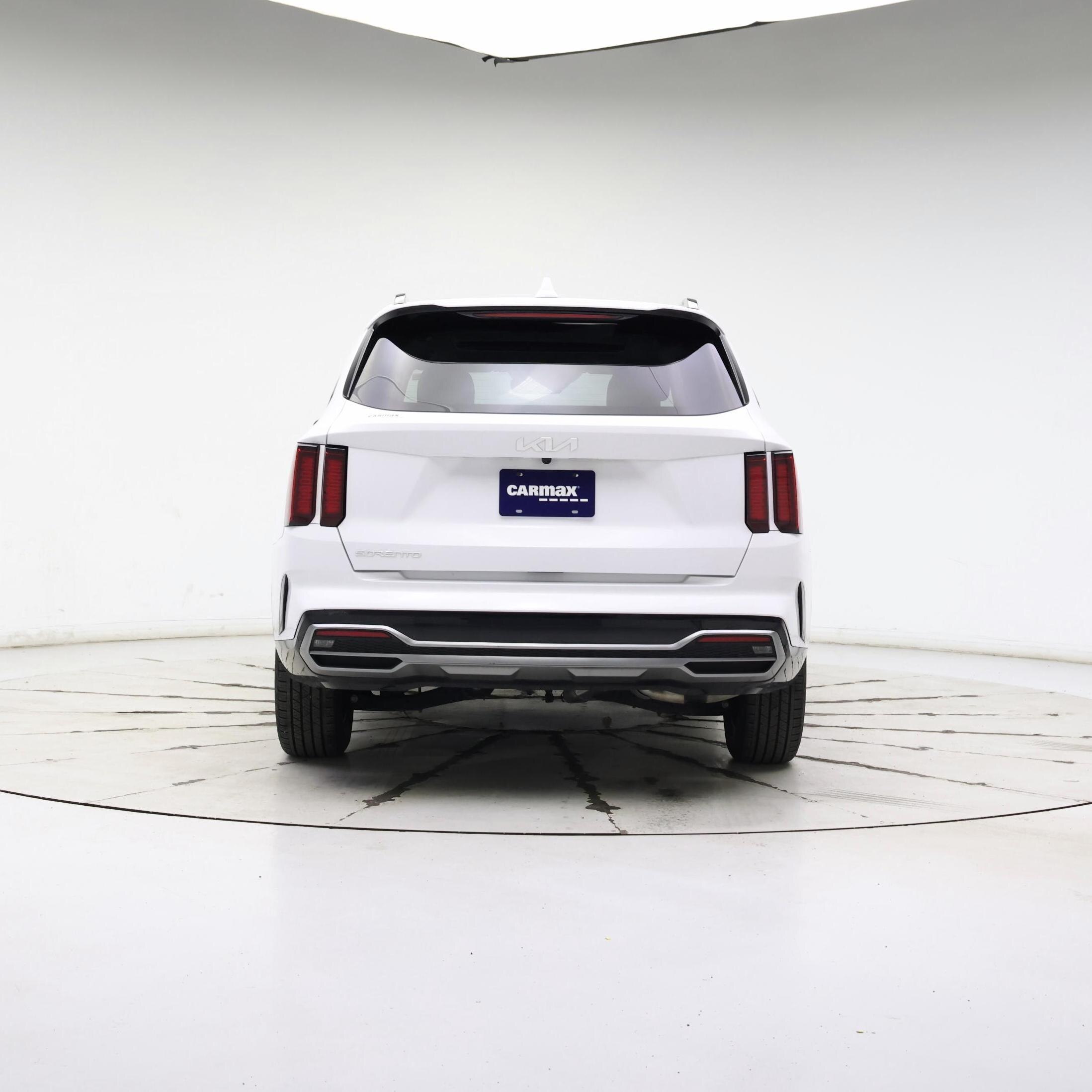 Thumbnail: 2023 Kia Sorento - 6