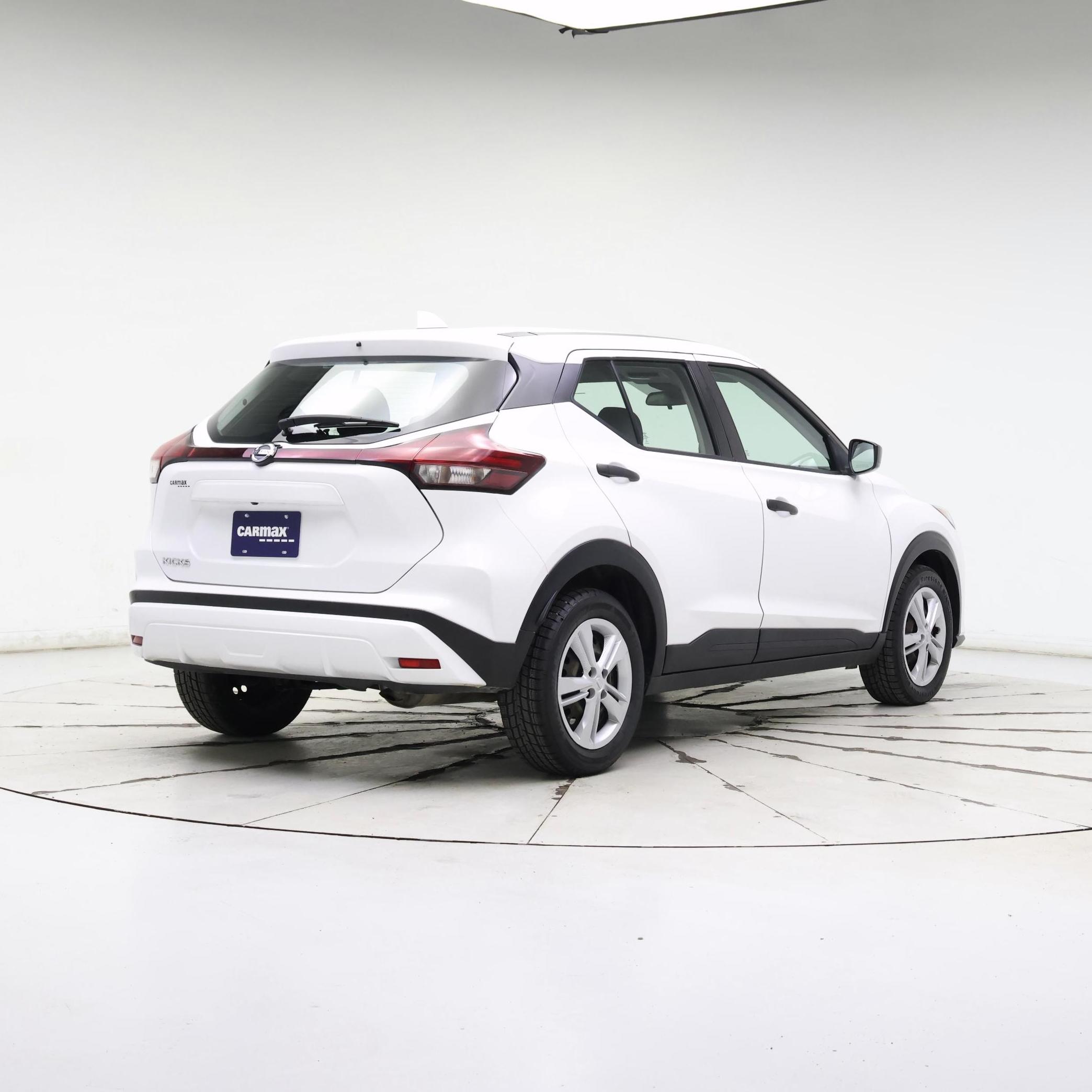Thumbnail: 2021 Nissan Kicks - 8