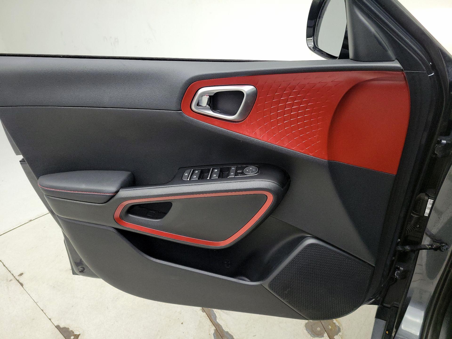 Thumbnail: 2023 Kia Soul - 12