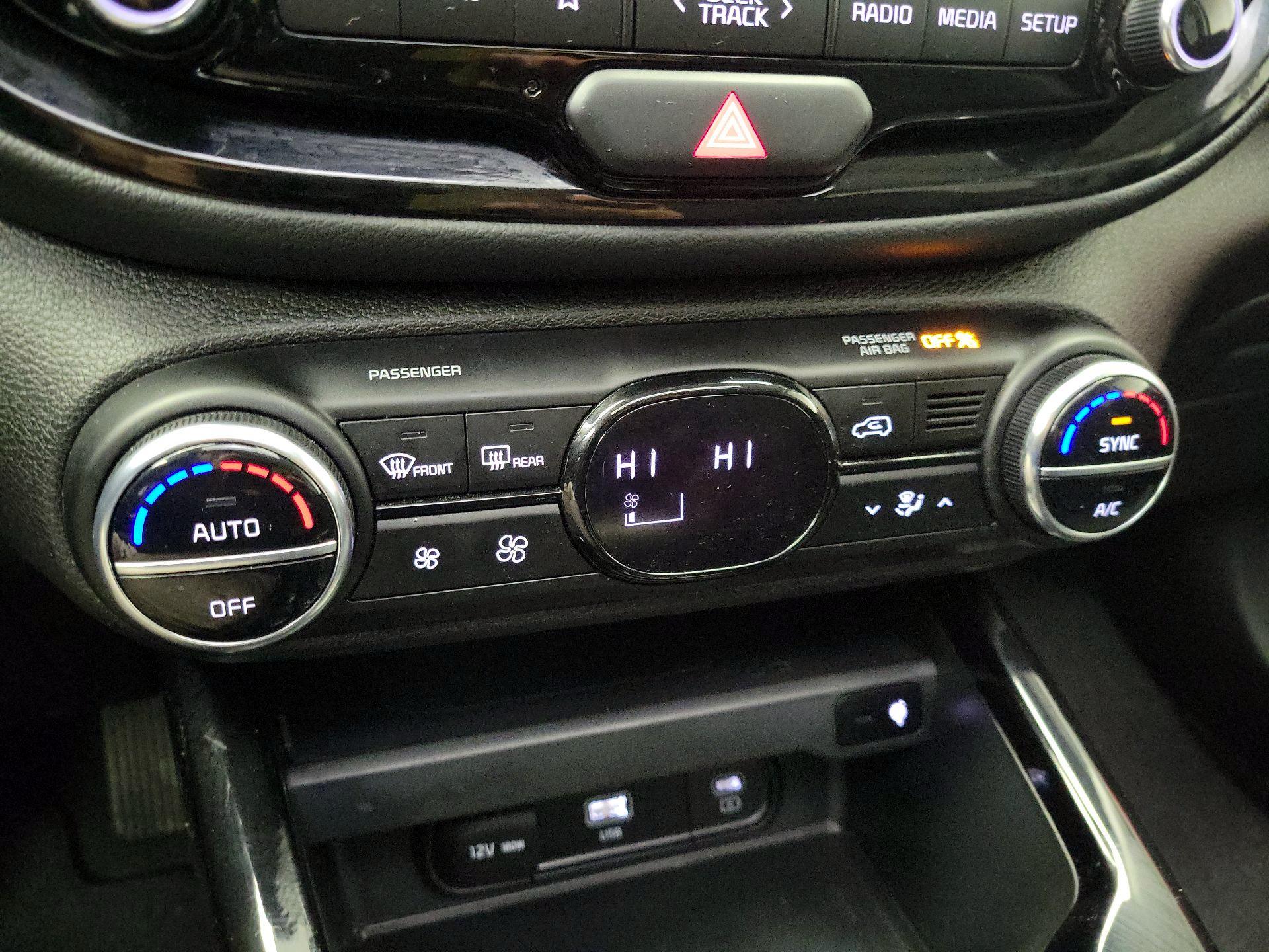 Thumbnail: 2023 Kia Soul - 17