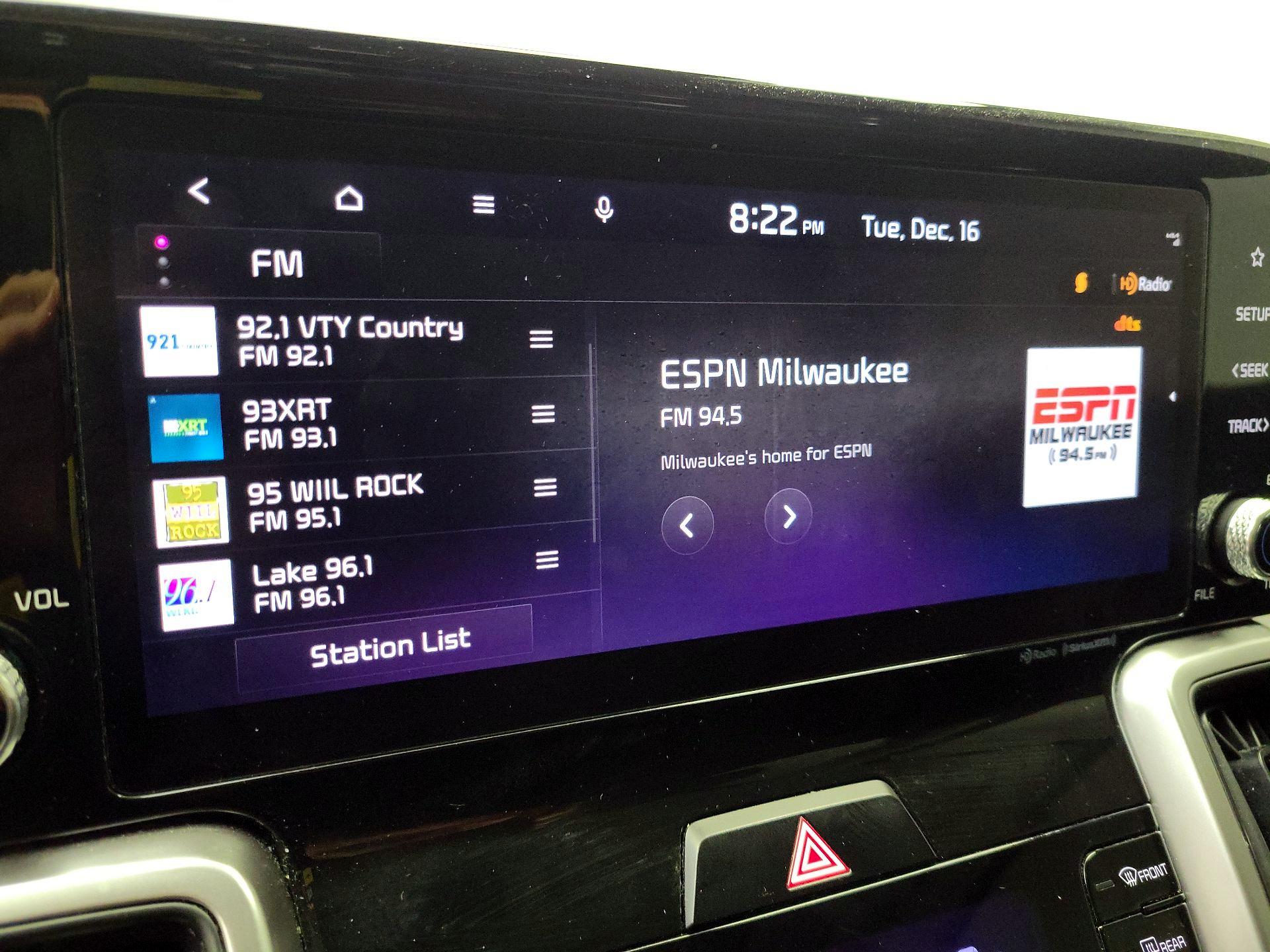 Thumbnail: 2023 Kia Sorento - 14