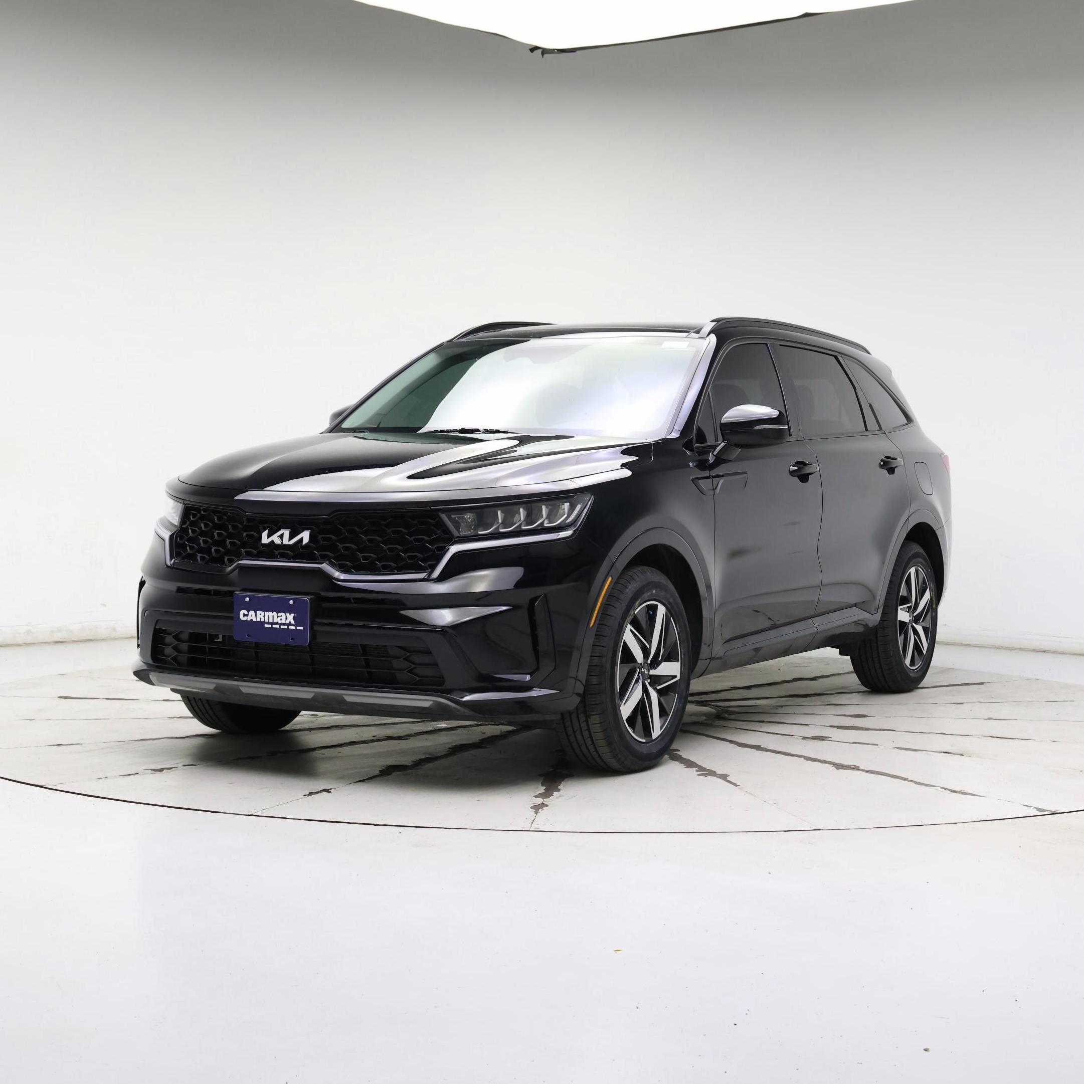 Thumbnail: 2023 Kia Sorento - 4