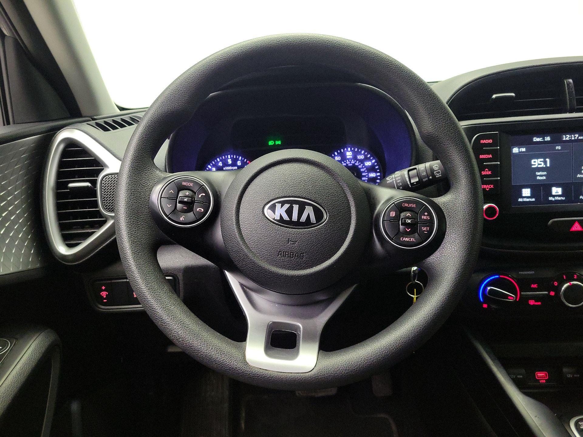 Thumbnail: 2021 Kia Soul - 10
