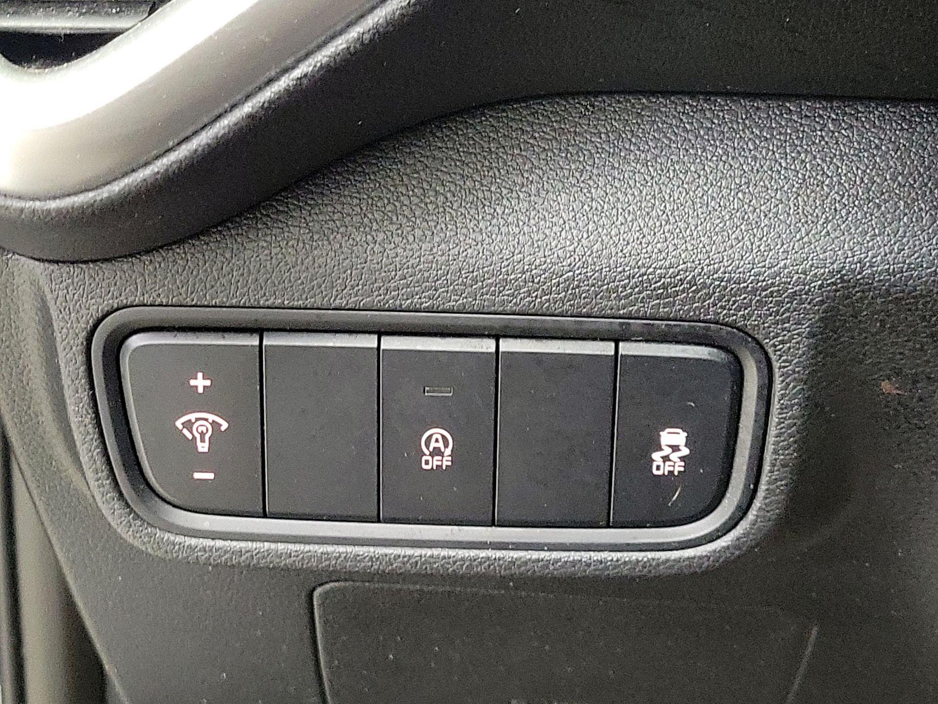 Thumbnail: 2021 Kia Soul - 13