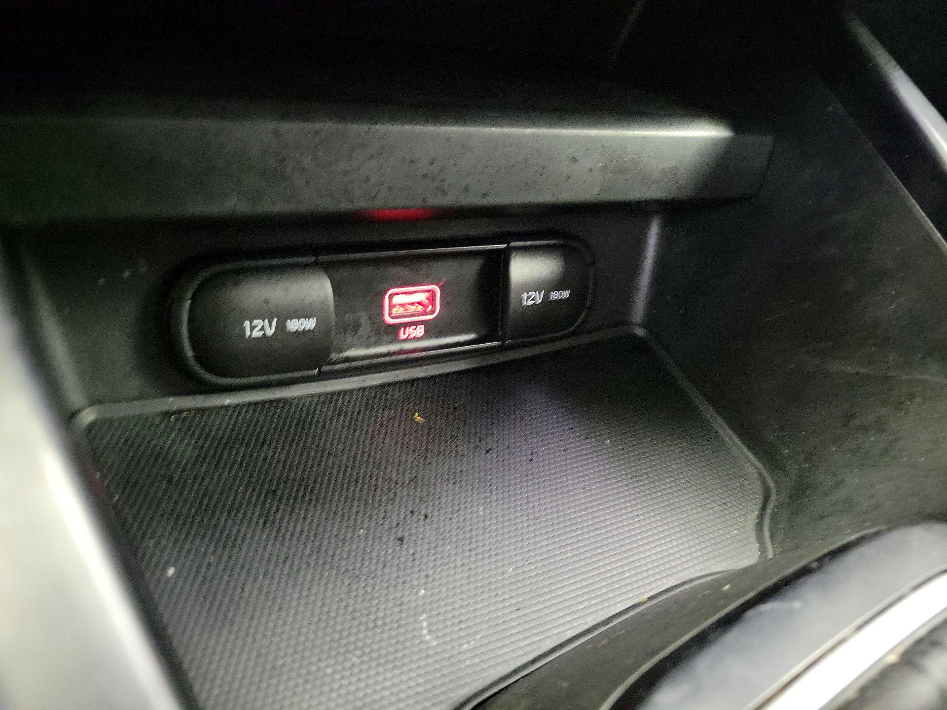 Thumbnail: 2021 Kia Soul - 18