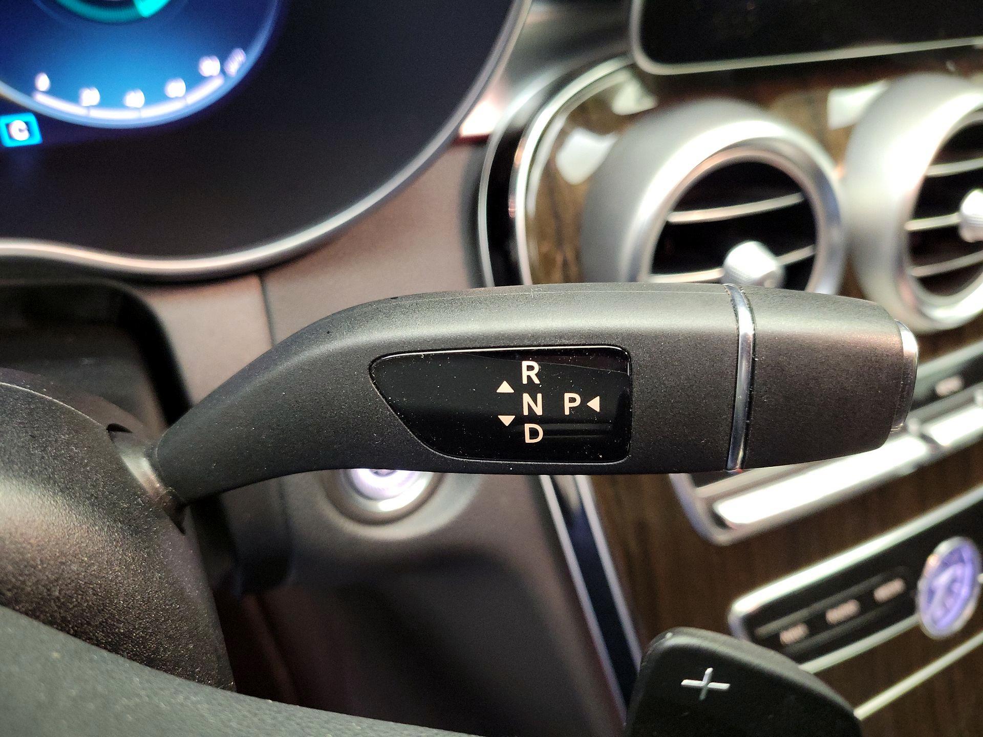 Thumbnail: 2020 Mercedes-Benz C-Class - 18