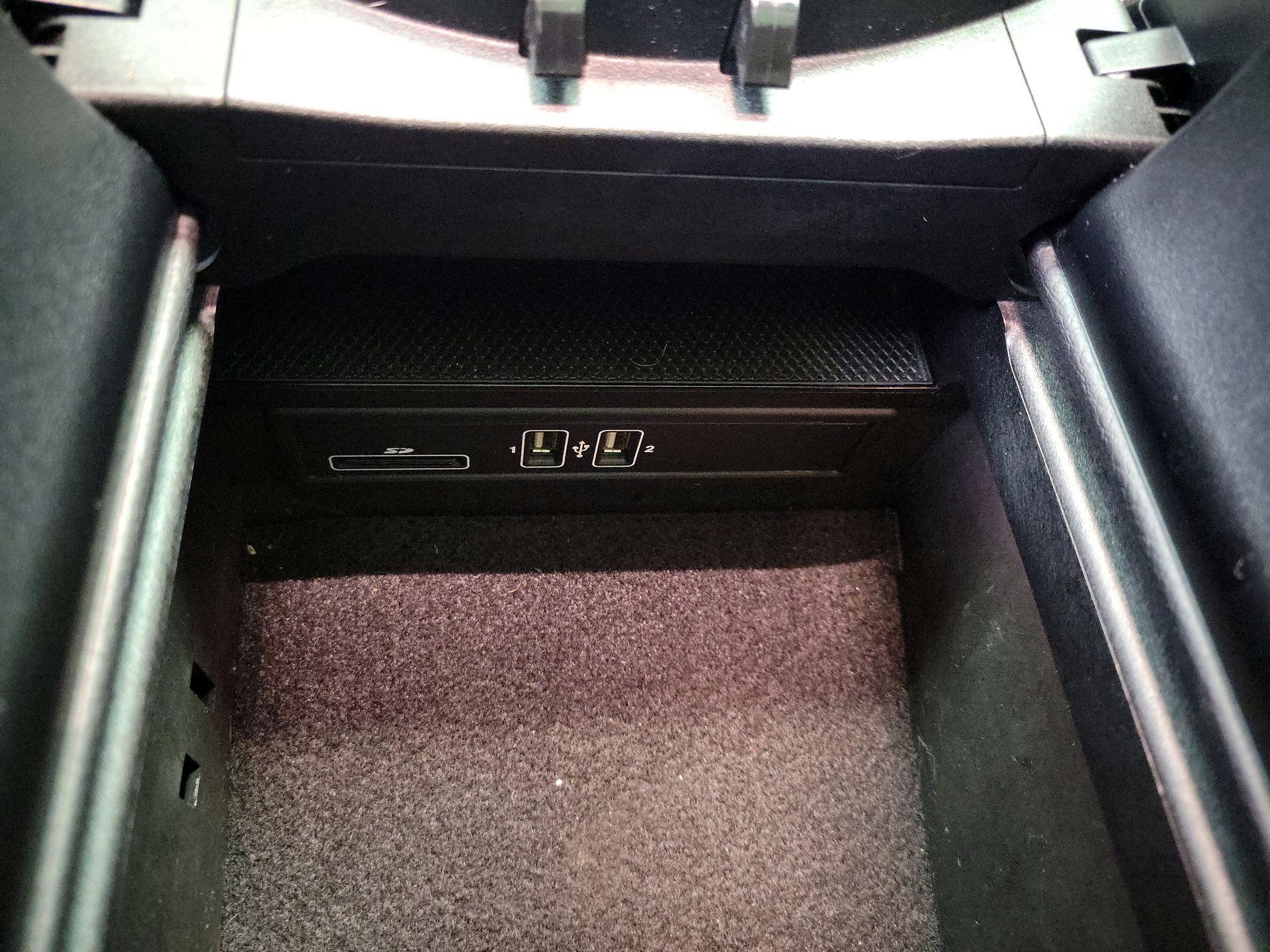 Thumbnail: 2020 Mercedes-Benz C-Class - 19