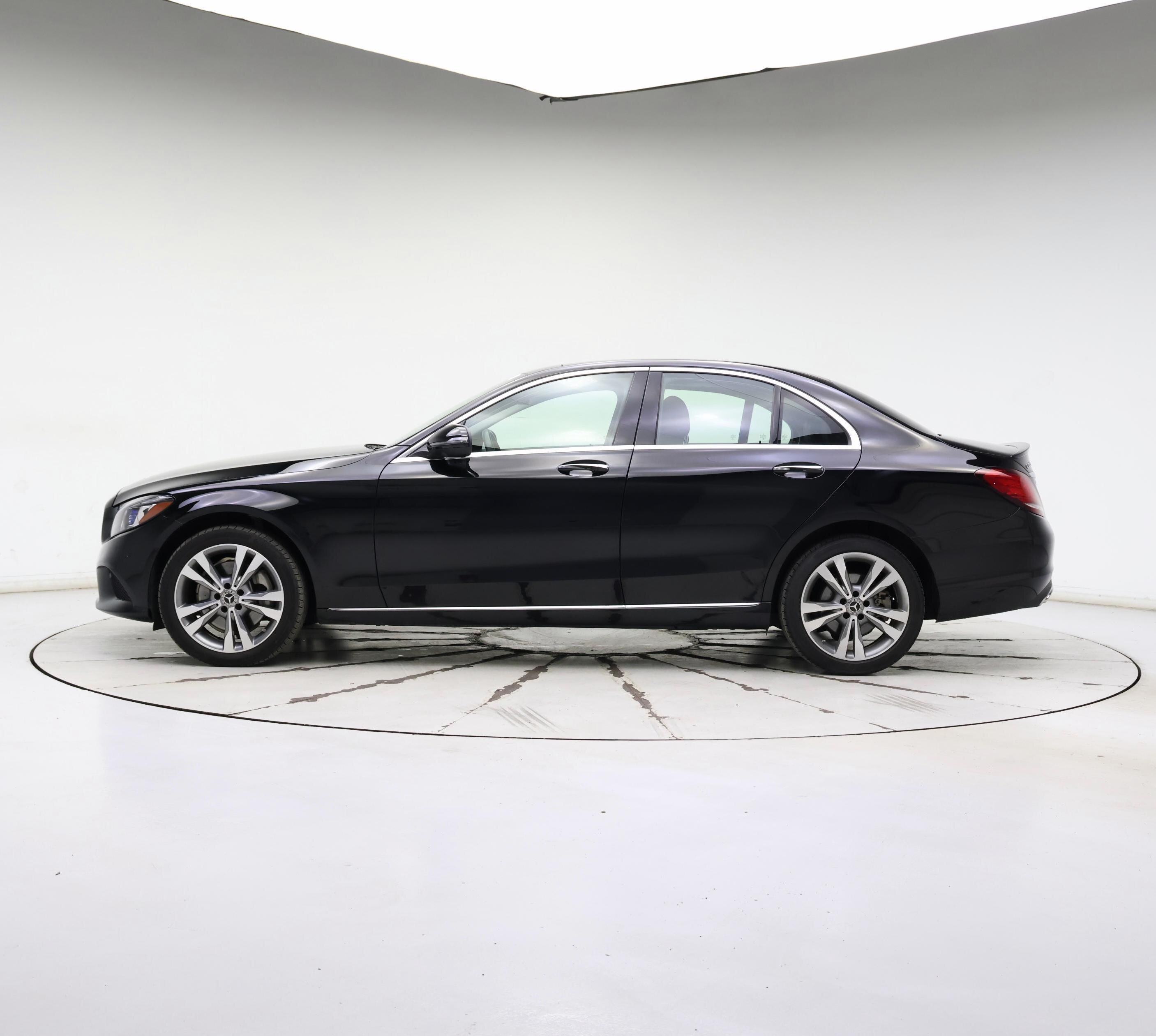 Thumbnail: 2020 Mercedes-Benz C-Class - 3