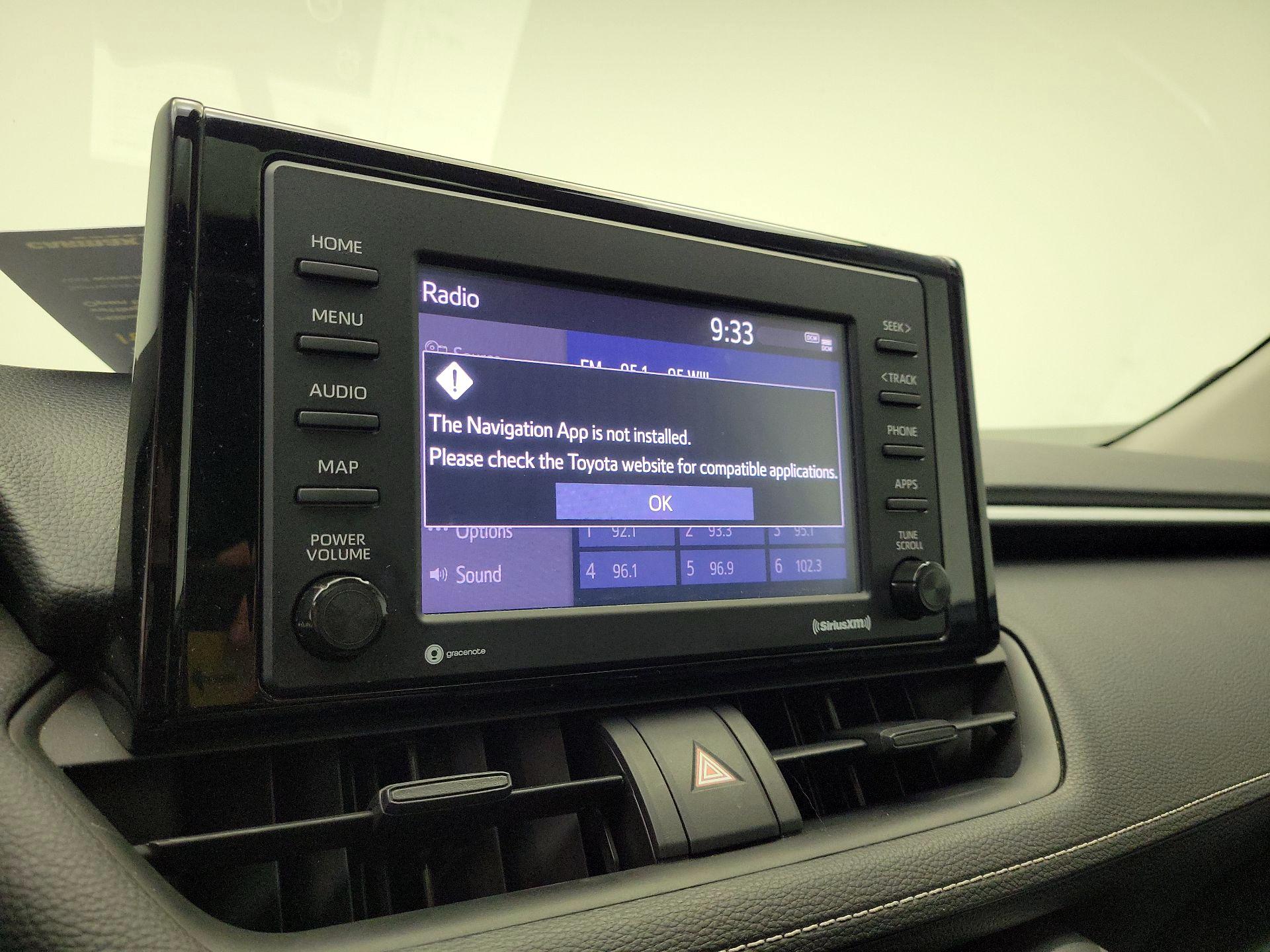 Thumbnail: 2020 Toyota RAV4 - 14