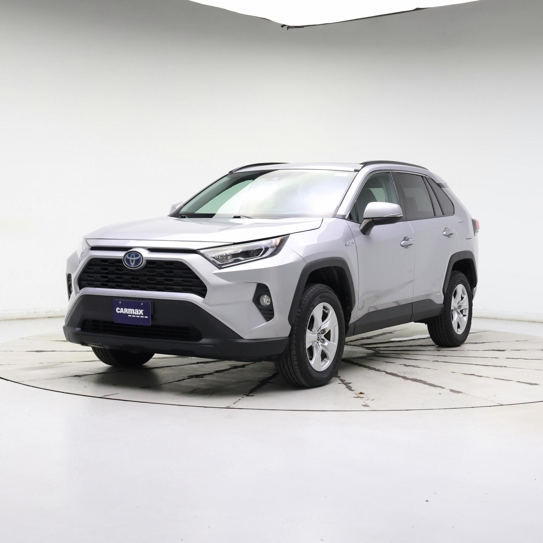 Thumbnail: 2020 Toyota RAV4 - 4