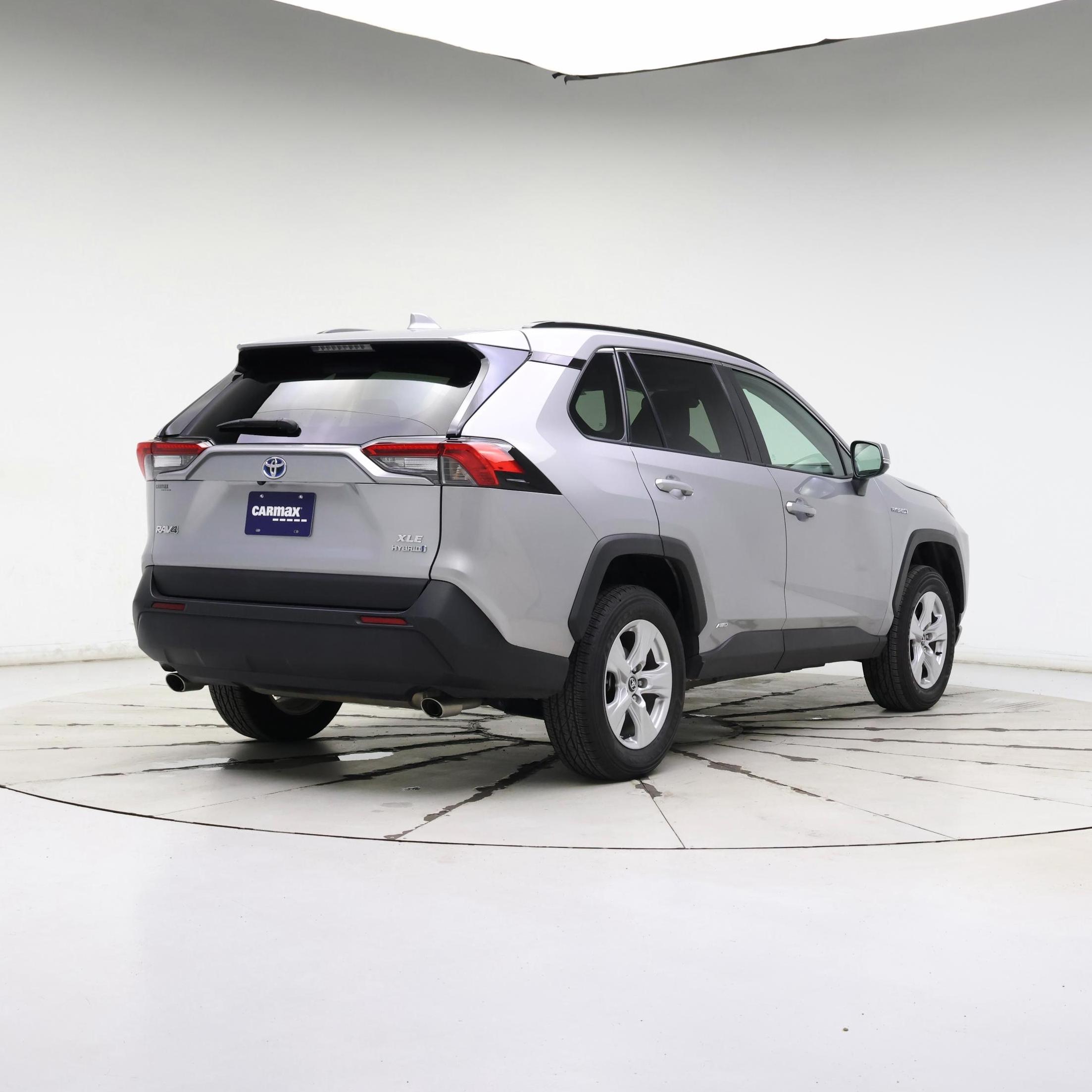 Thumbnail: 2020 Toyota RAV4 - 8