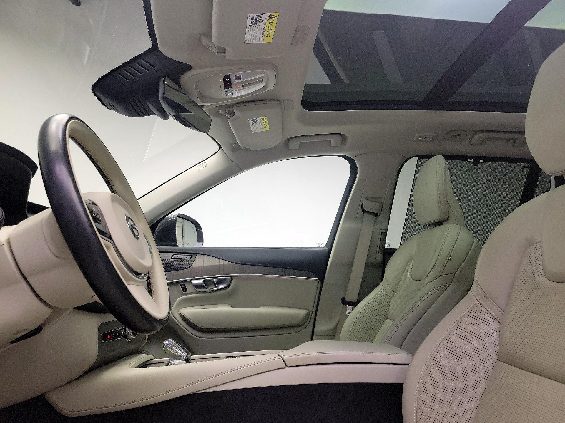 Thumbnail: 2023 Volvo XC90 - 17