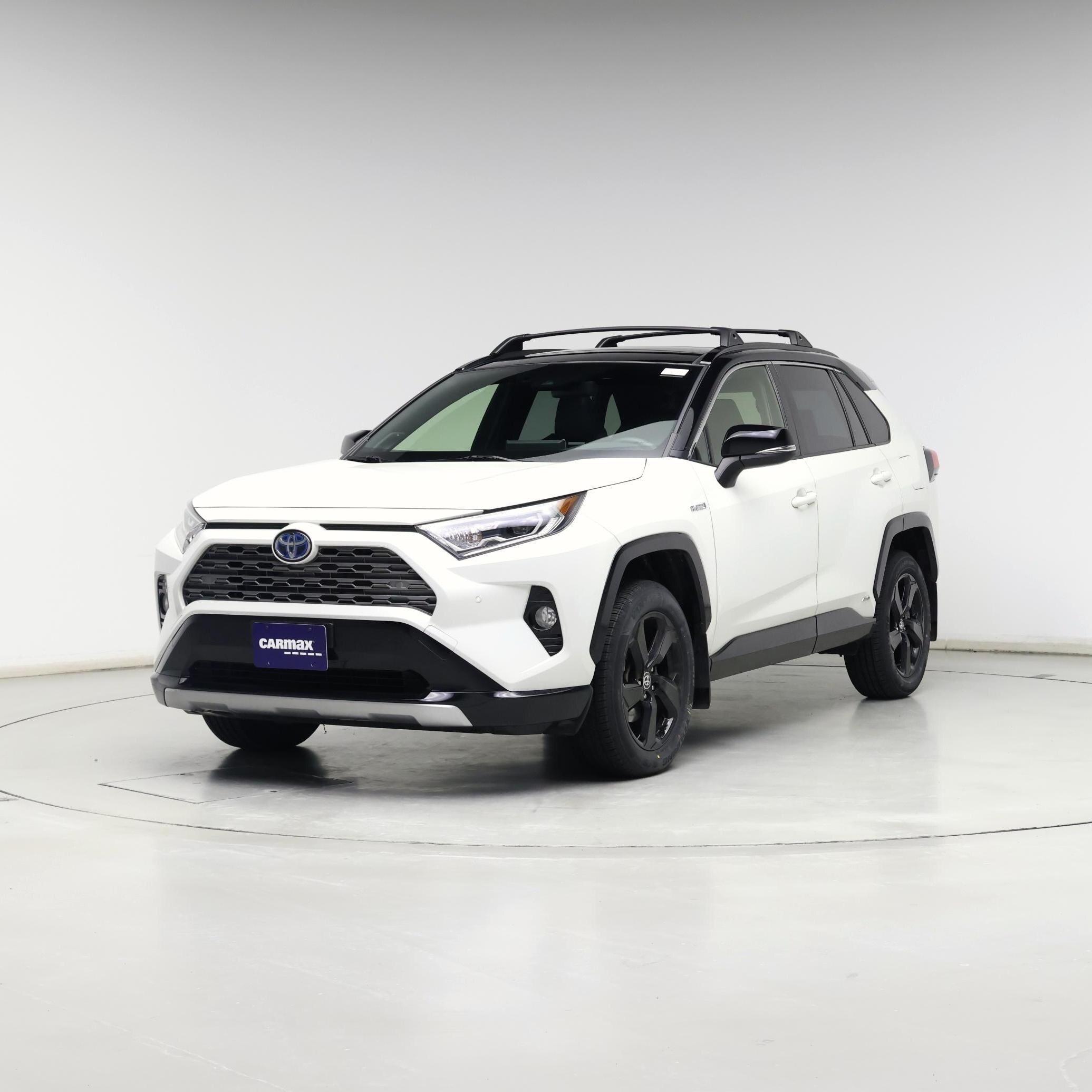 Thumbnail: 2021 Toyota RAV4 - 4