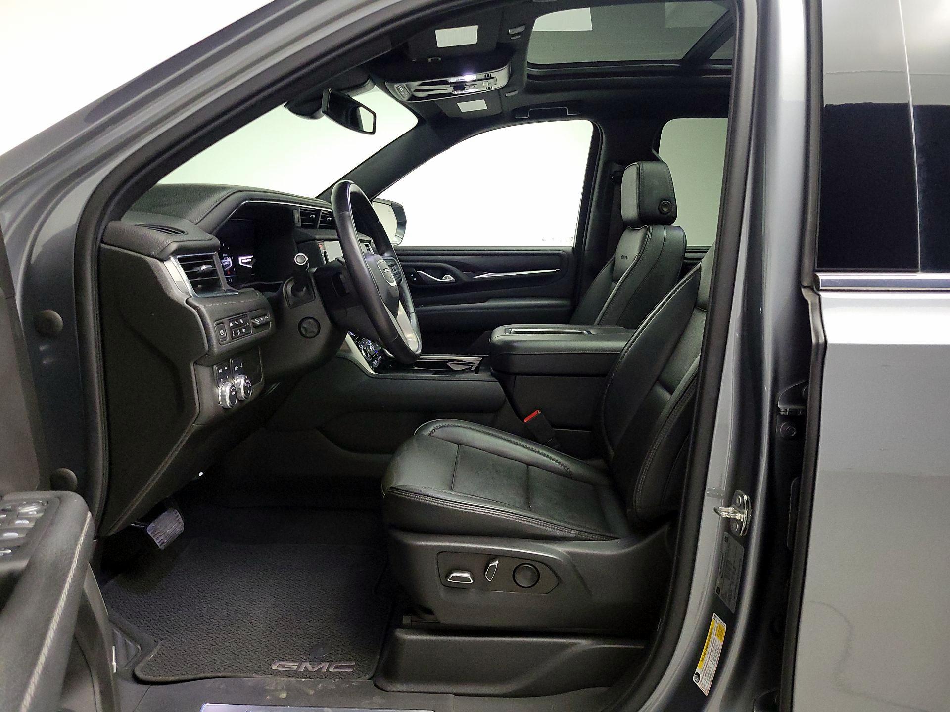 Thumbnail: 2022 GMC Yukon XL - 11