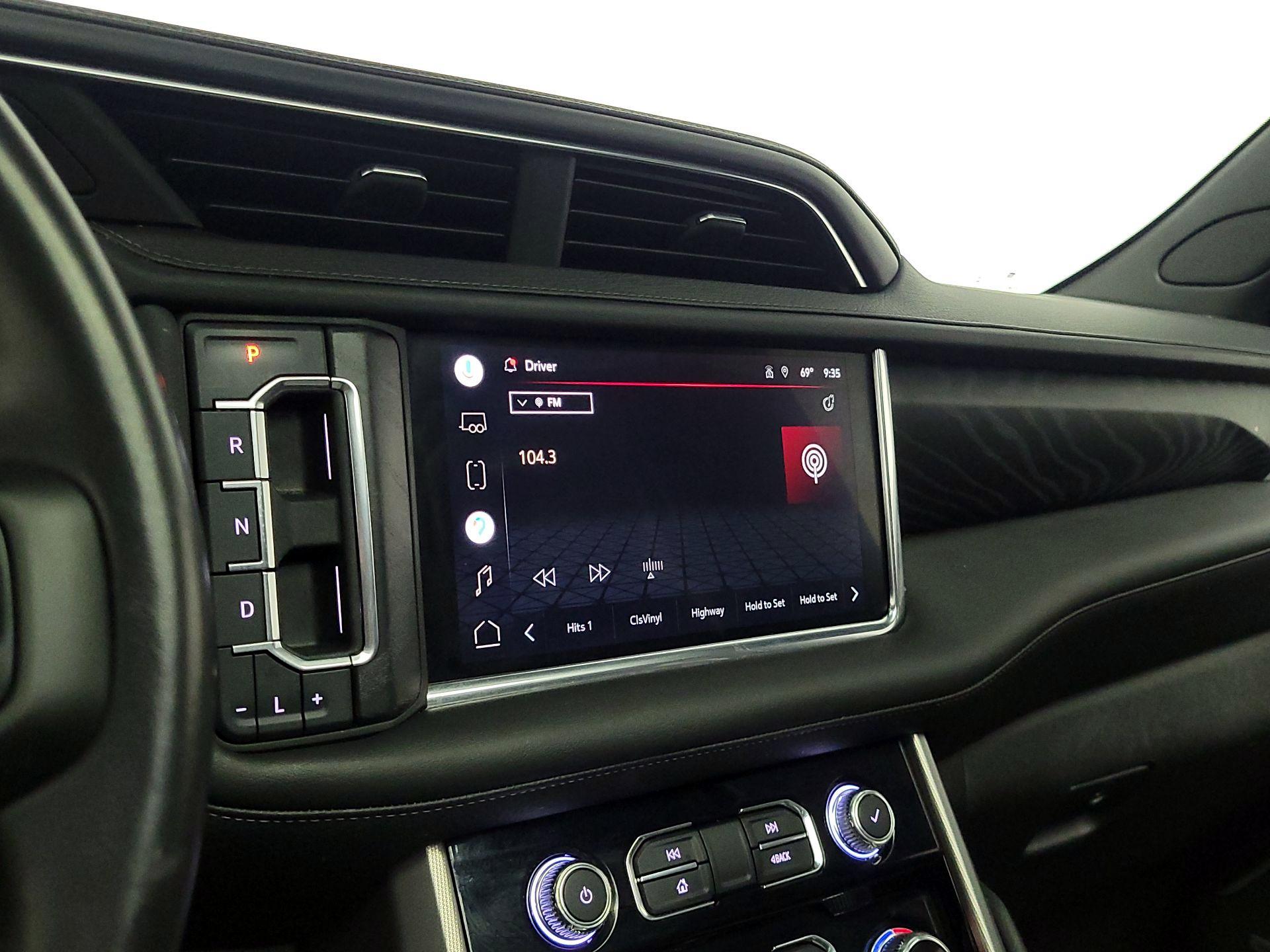 Thumbnail: 2022 GMC Yukon XL - 16