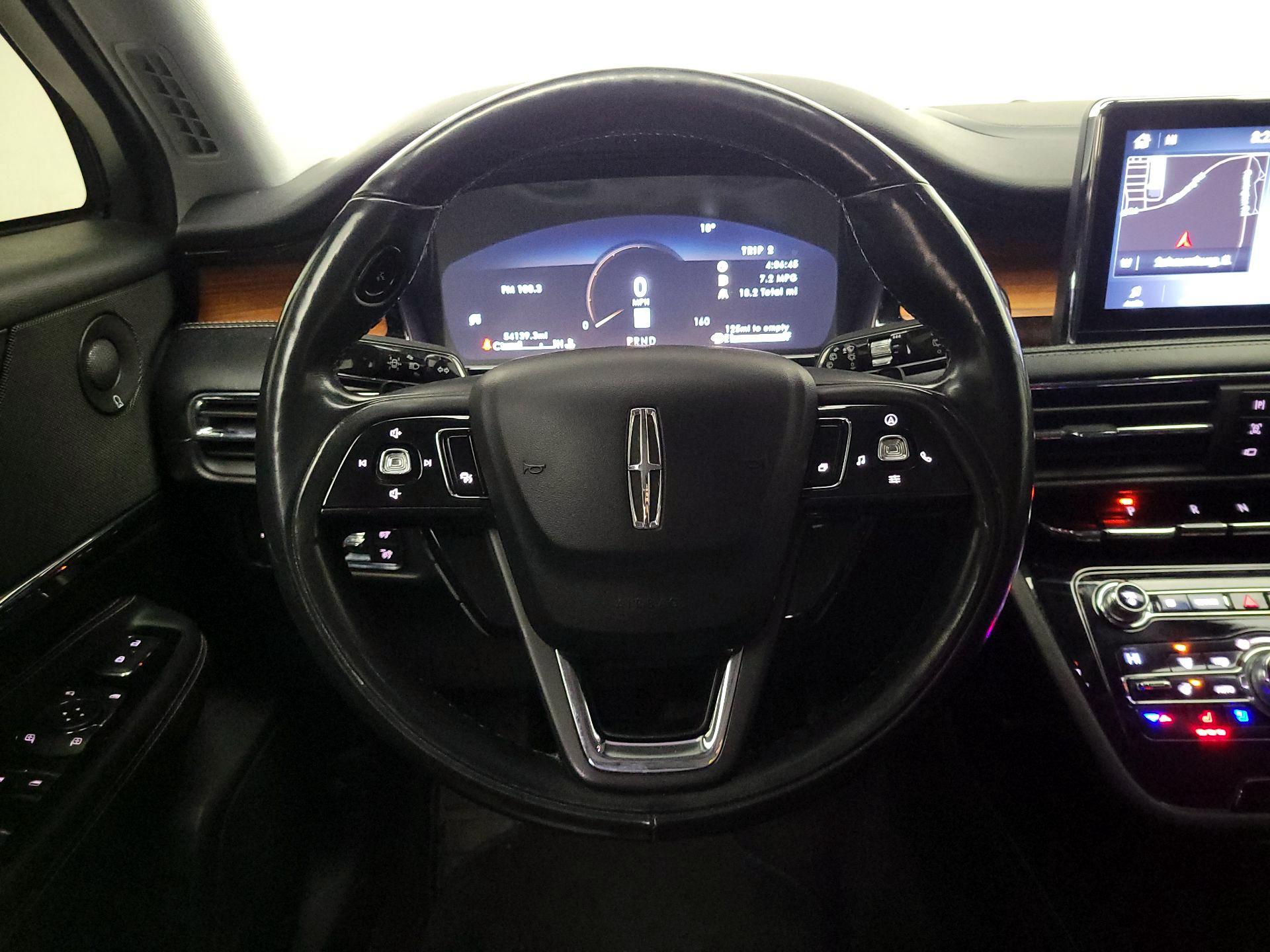 Thumbnail: 2020 Lincoln Corsair - 10