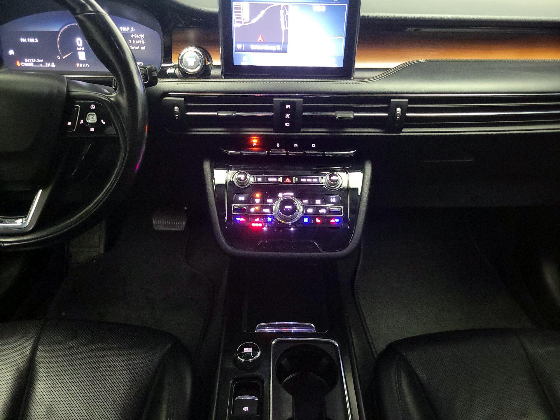 Thumbnail: 2020 Lincoln Corsair - 18