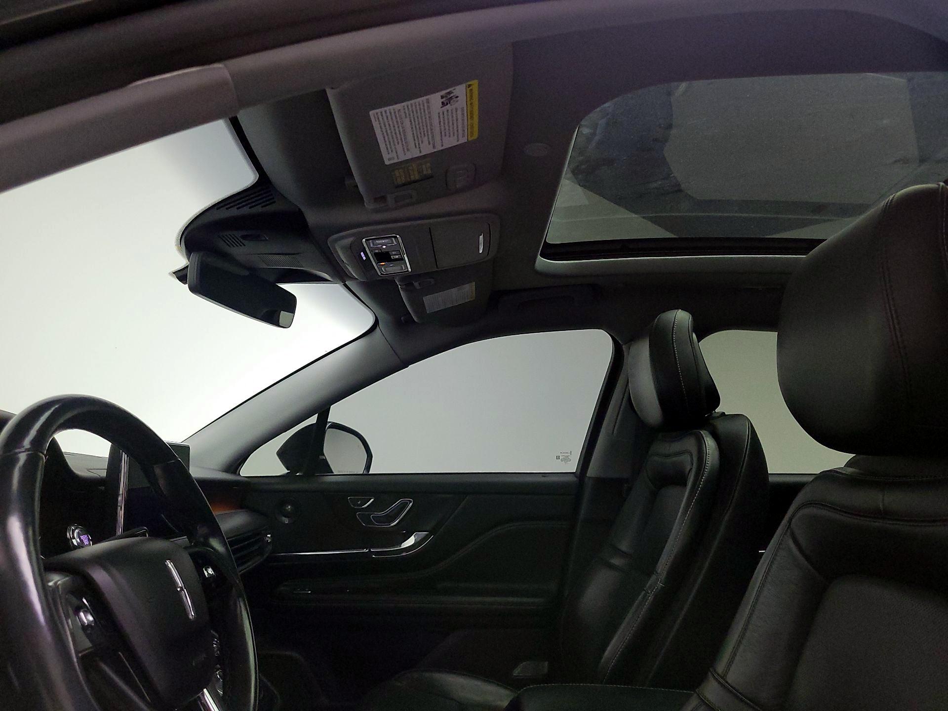 Thumbnail: 2020 Lincoln Corsair - 20